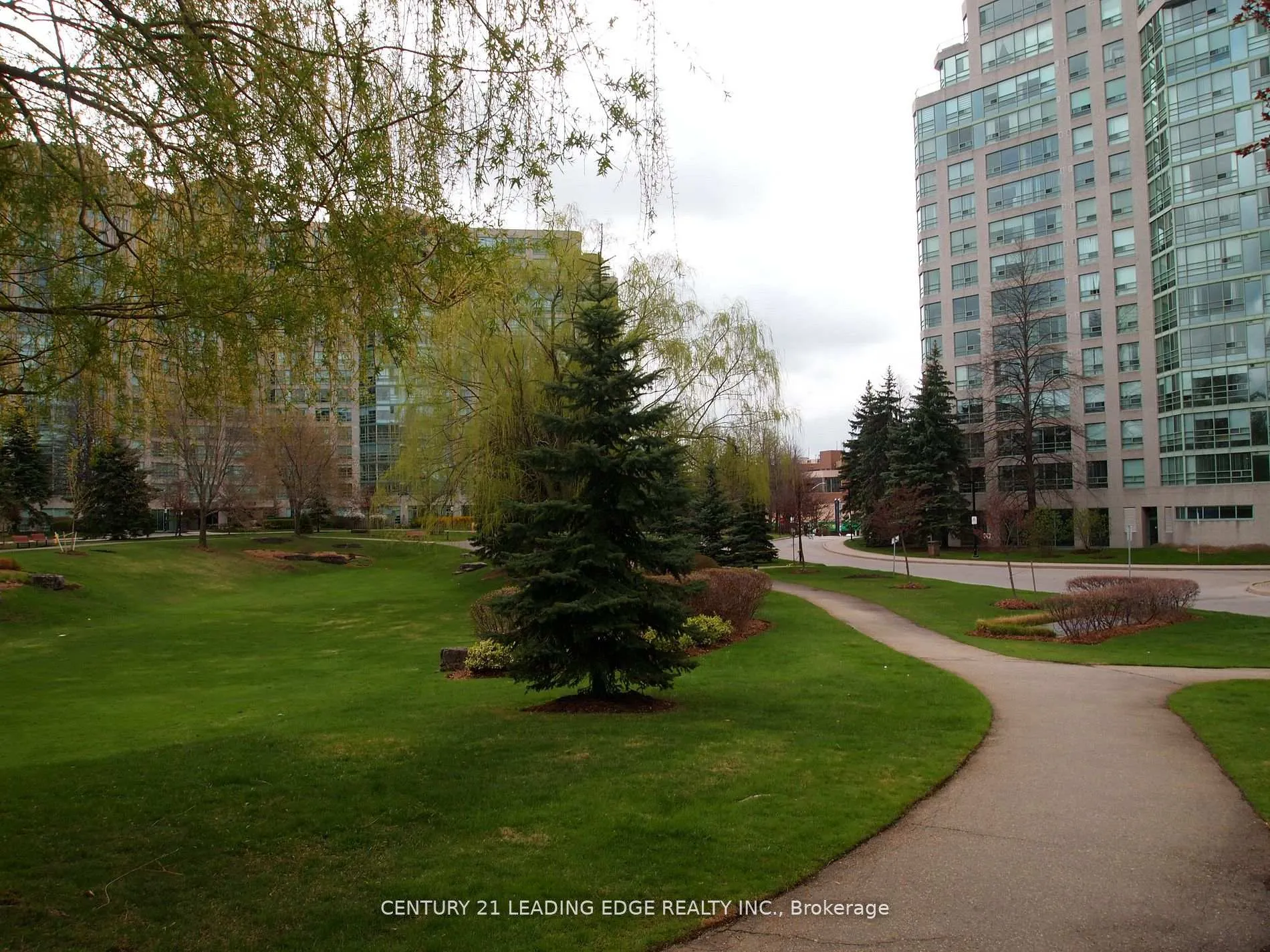Photo 2 of Unit 1214, 7805 Bayview Avenue, Markham, Aileen-Willowbrook — HOMEH