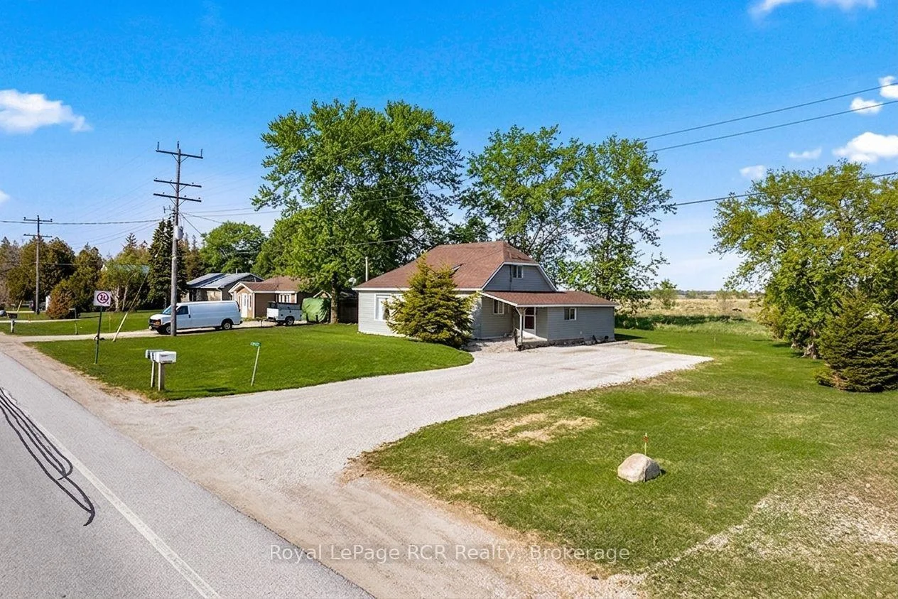 Photo of 2882 6 Highway