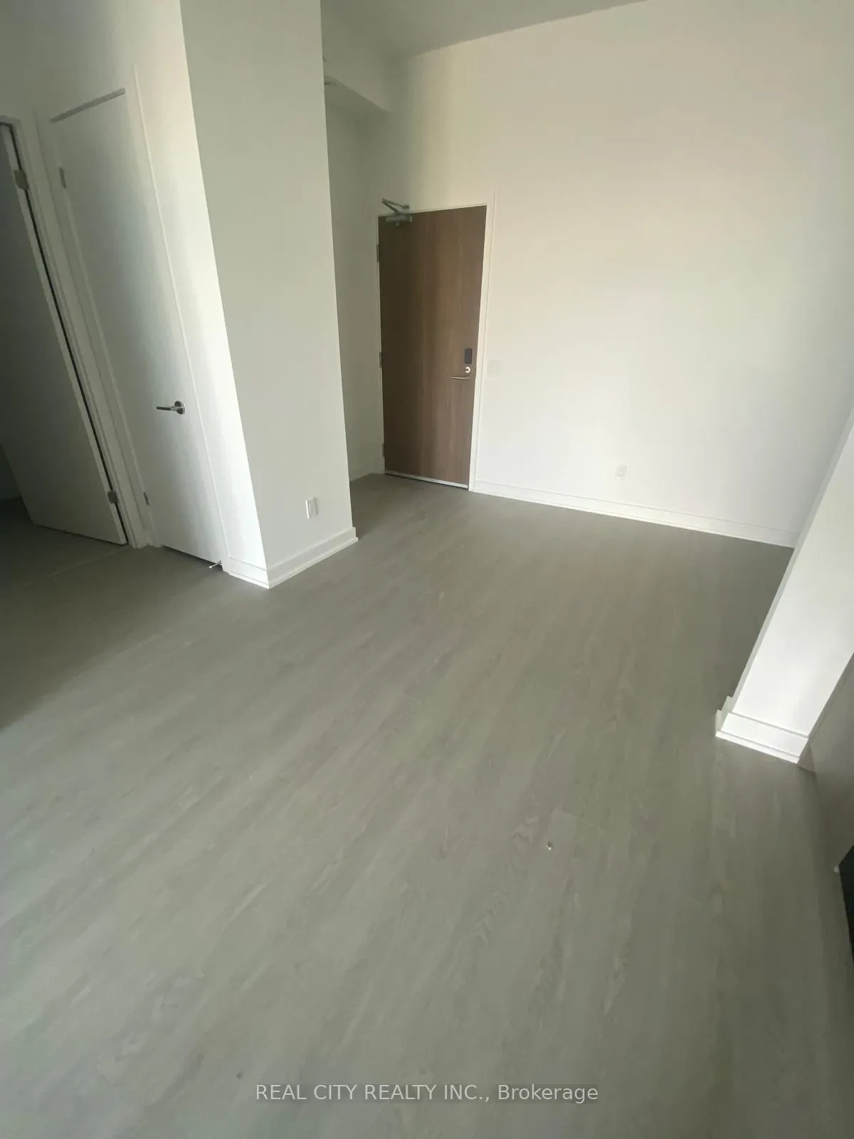 Photo 18 of Unit 512, 8188 Yonge Street, Vaughan, Uplands — HOMEH