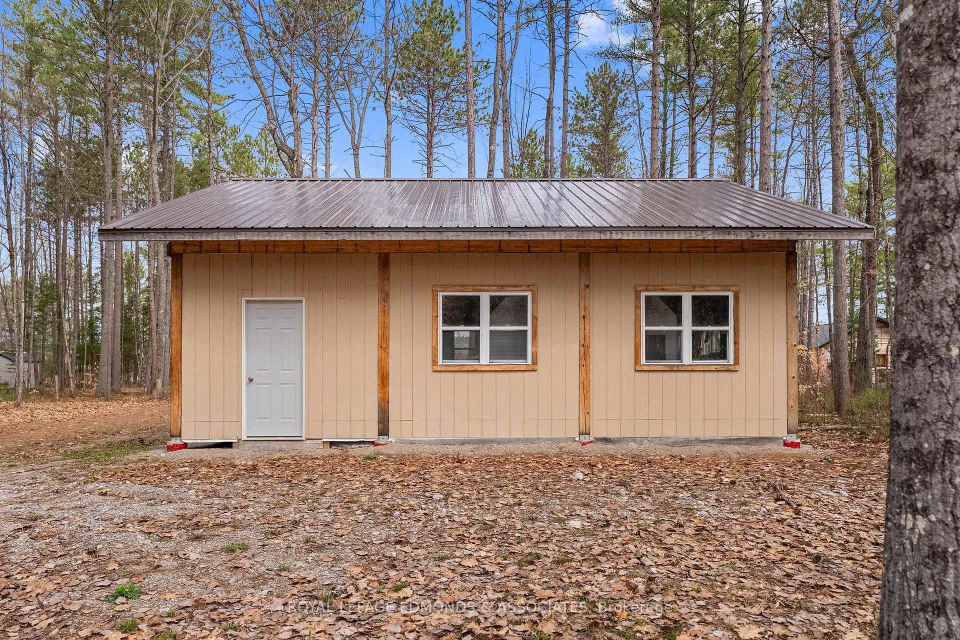 Photo 41 of 290 Hennessy Trail, Whitewater Region, Whitewater Region — HOMEH