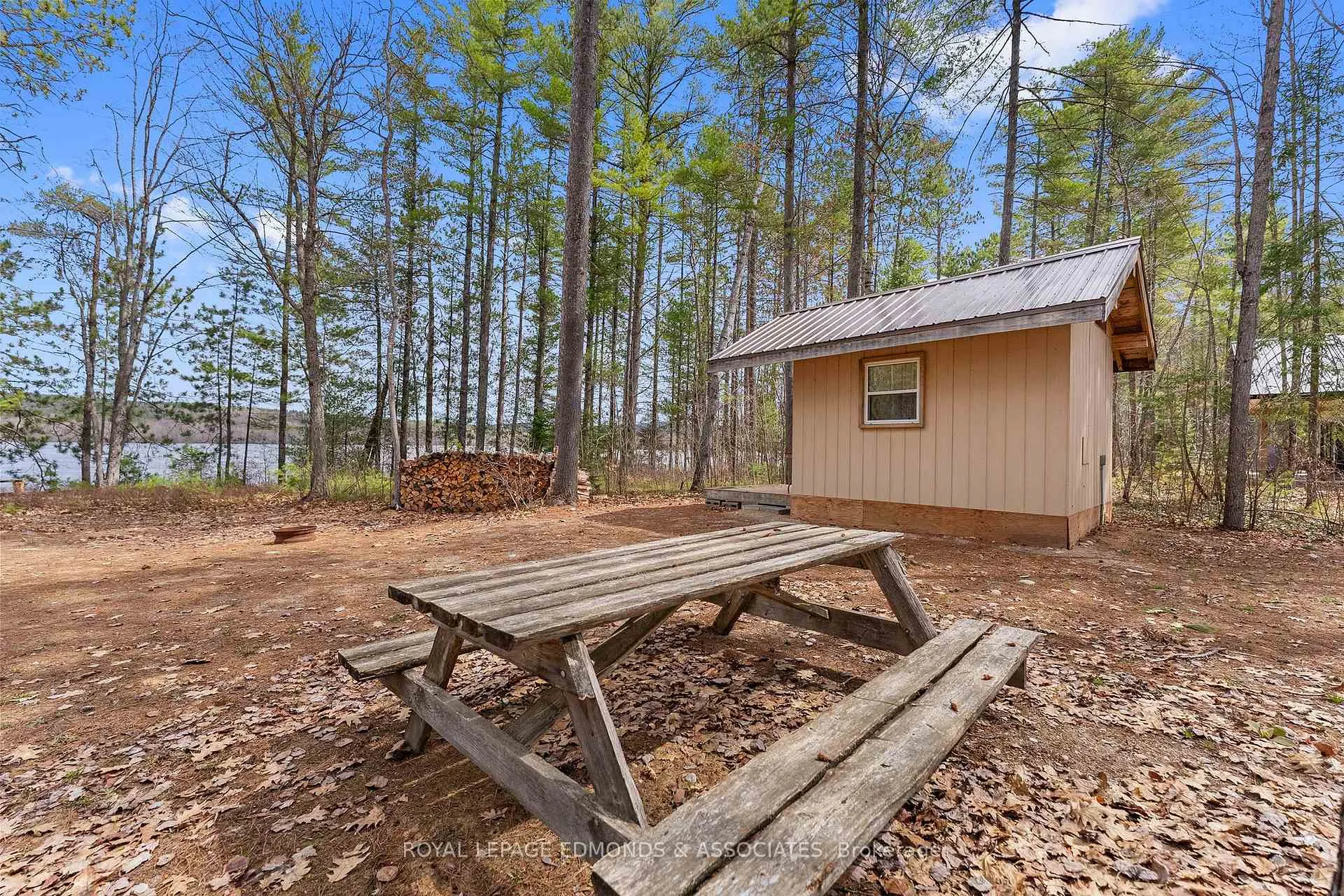 Photo 51 of 290 Hennessy Trail, Whitewater Region, Whitewater Region — HOMEH