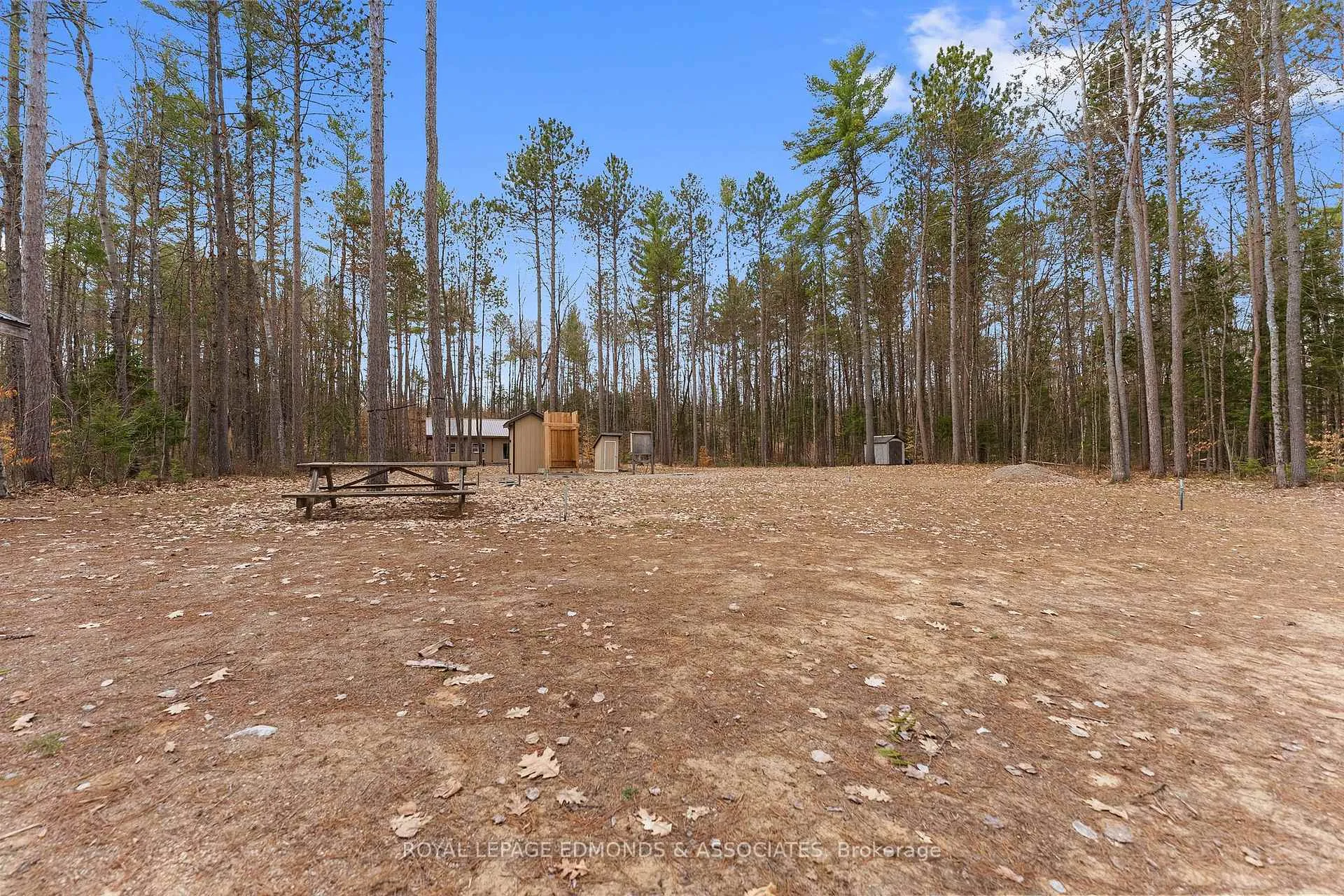 Photo 57 of 290 Hennessy Trail, Whitewater Region, Whitewater Region — HOMEH