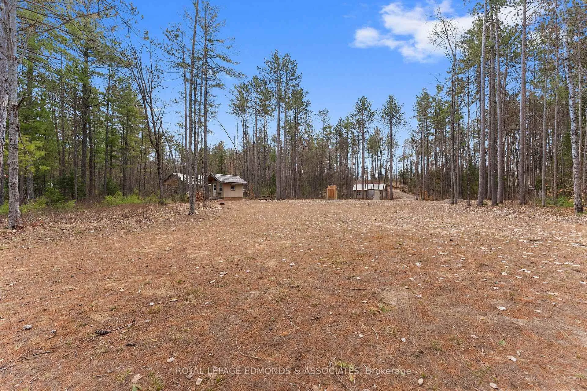 Photo 58 of 290 Hennessy Trail, Whitewater Region, Whitewater Region — HOMEH