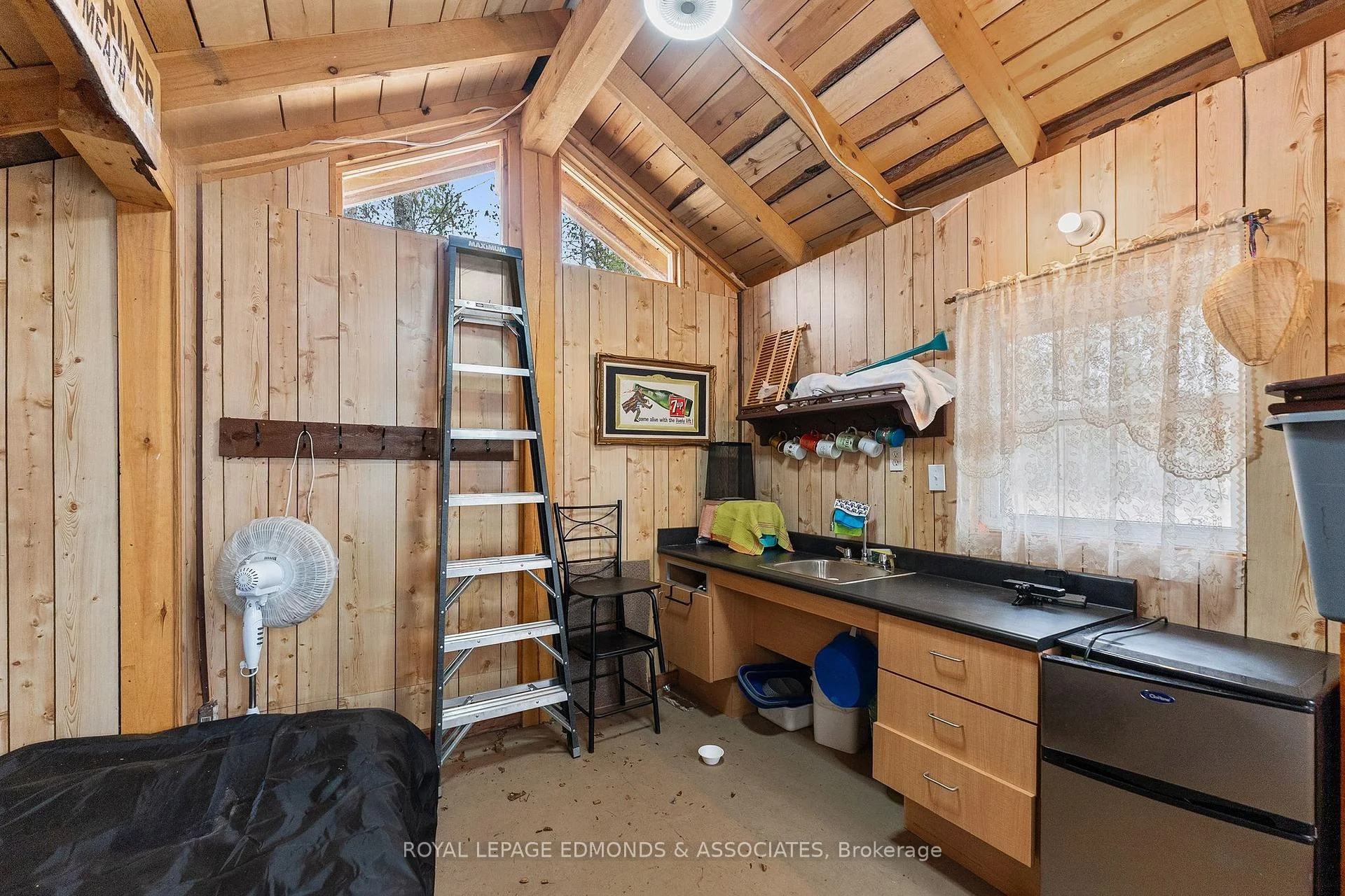 Photo 6 of 290 Hennessy Trail, Whitewater Region, Whitewater Region — HOMEH