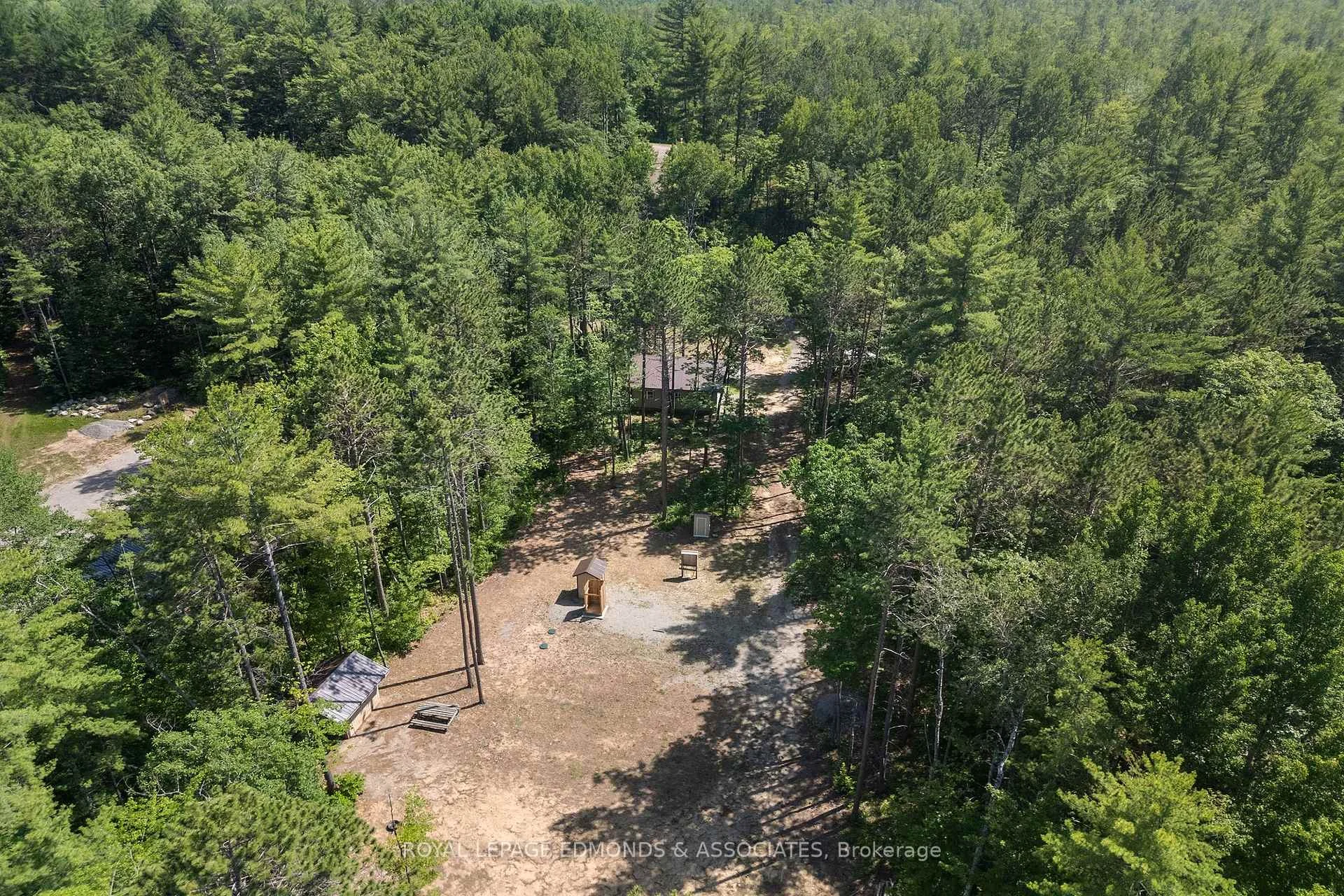 Photo 21 of 290 Hennessy Trail, Whitewater Region, Whitewater Region — HOMEH