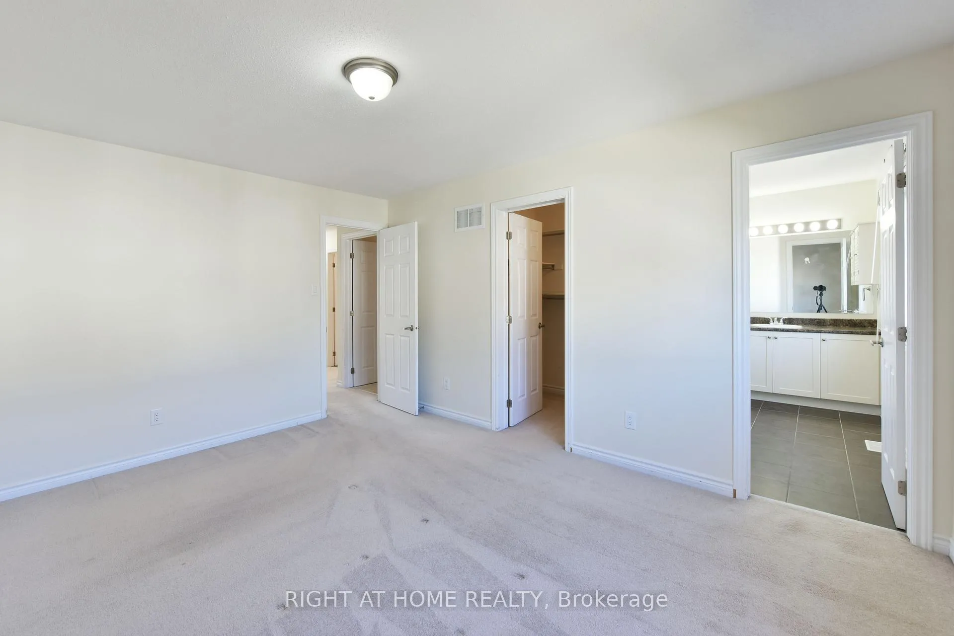 Photo 16 of 348 Gallantry Way, Ottawa, Stittsville (North) — HOMEH