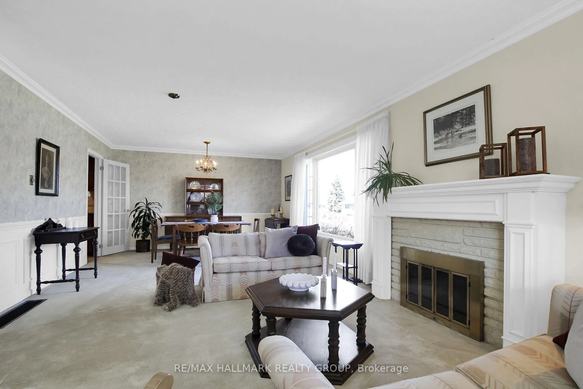 Photo 11 of 1320 Rustic Drive, Ottawa, Parkway Park — HOMEH