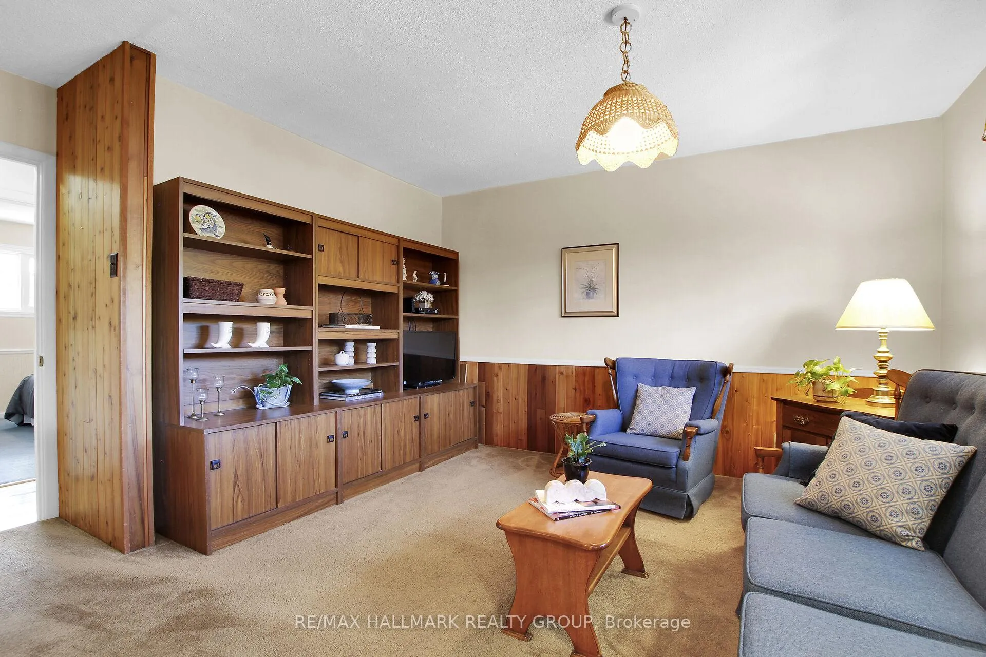 Photo 18 of 1320 Rustic Drive, Ottawa, Parkway Park — HOMEH