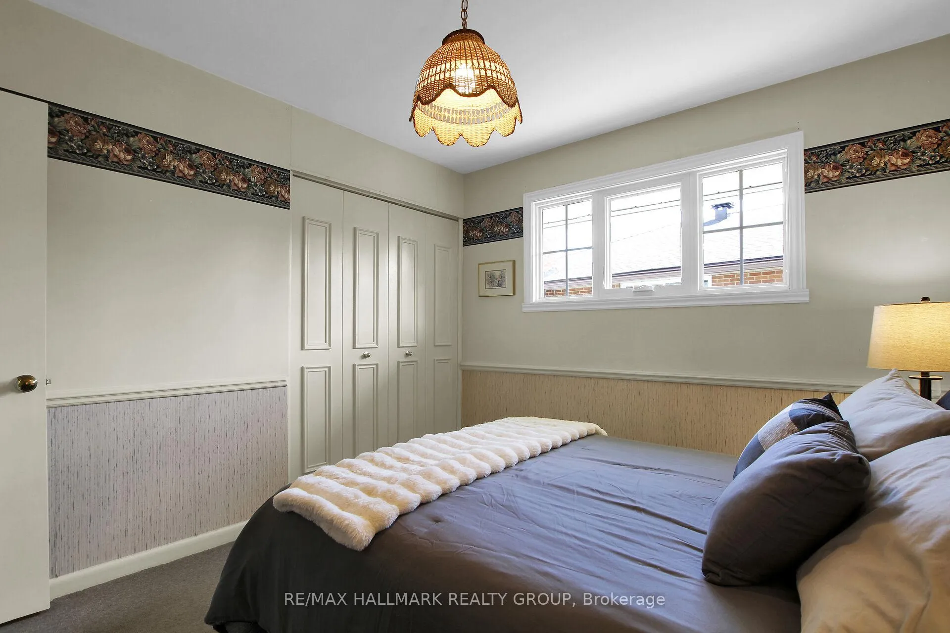 Photo 24 of 1320 Rustic Drive, Ottawa, Parkway Park — HOMEH