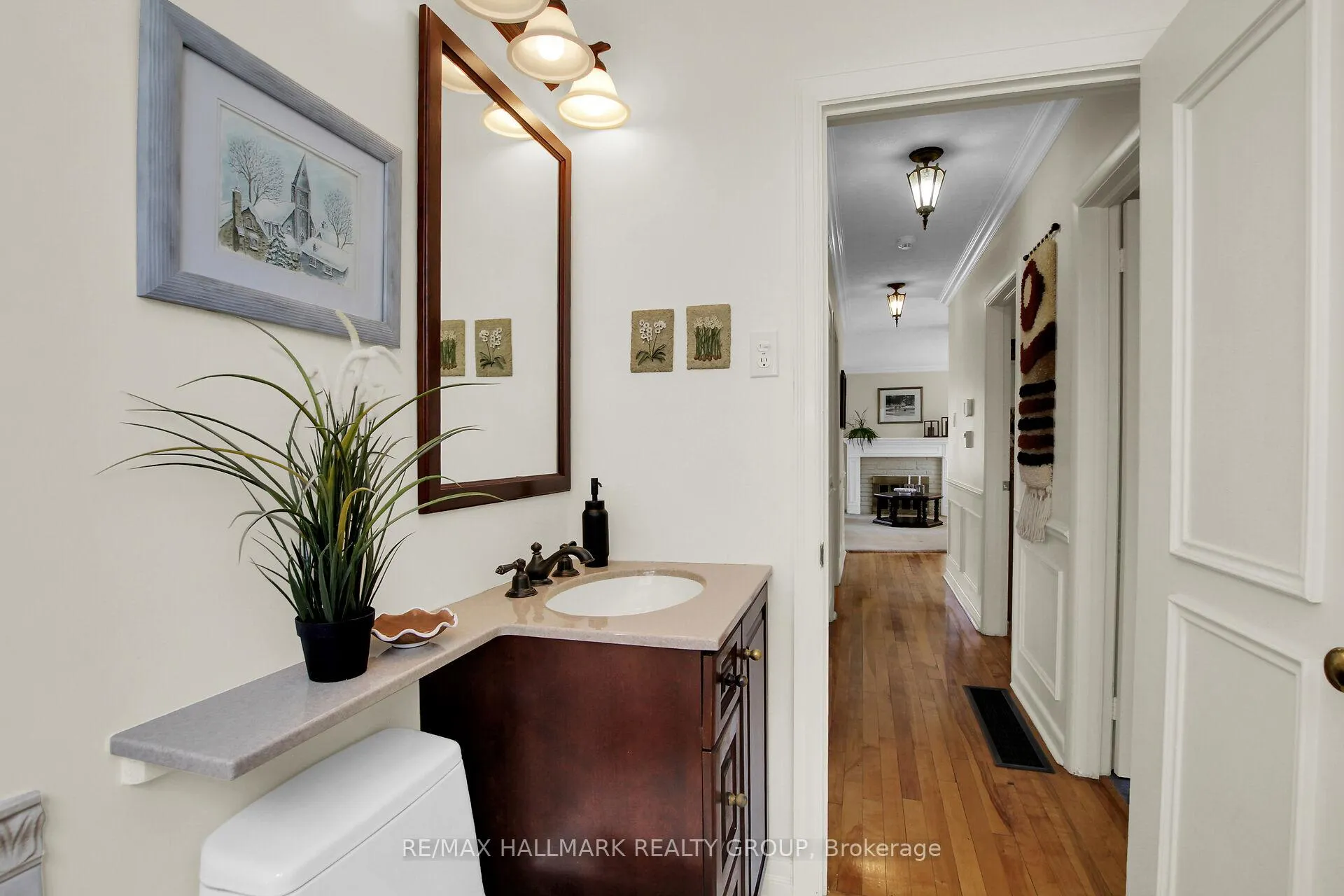 Photo 28 of 1320 Rustic Drive, Ottawa, Parkway Park — HOMEH