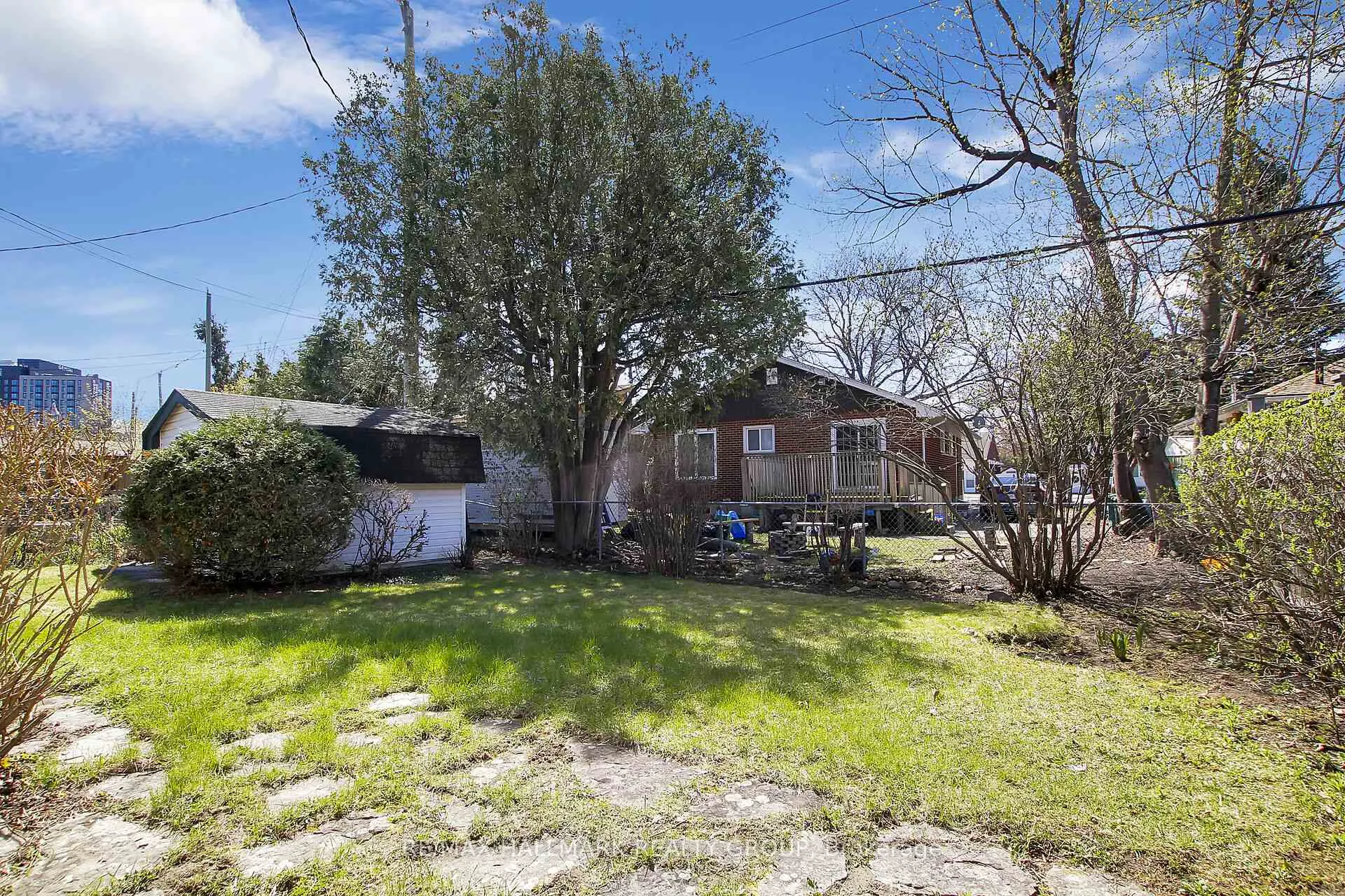 Photo 39 of 1320 Rustic Drive, Ottawa, Parkway Park — HOMEH