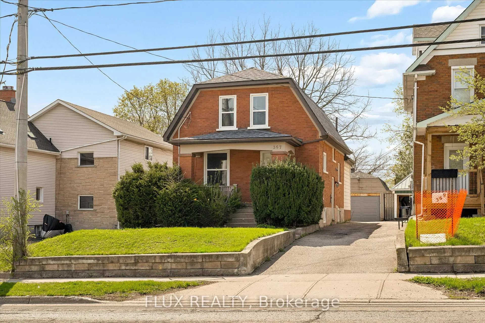 Photo 1 of 367 Victoria Street S, Kitchener, Cherry Hill — HOMEH