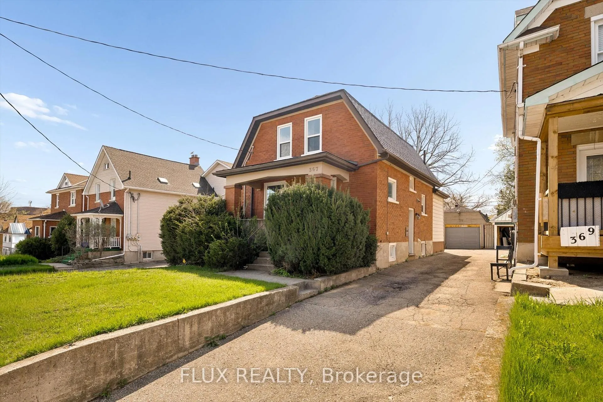 Photo 3 of 367 Victoria Street S, Kitchener, Cherry Hill — HOMEH
