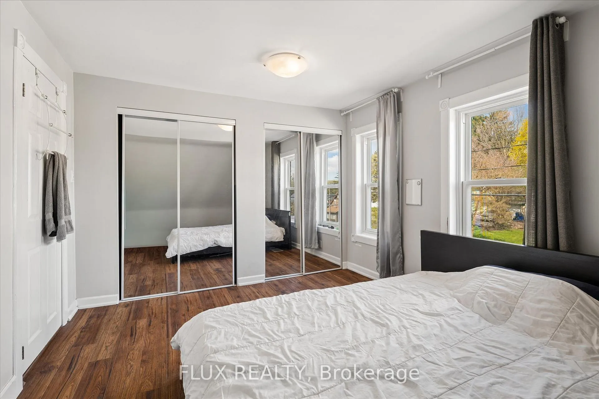 Photo 17 of 367 Victoria Street S, Kitchener, Cherry Hill — HOMEH