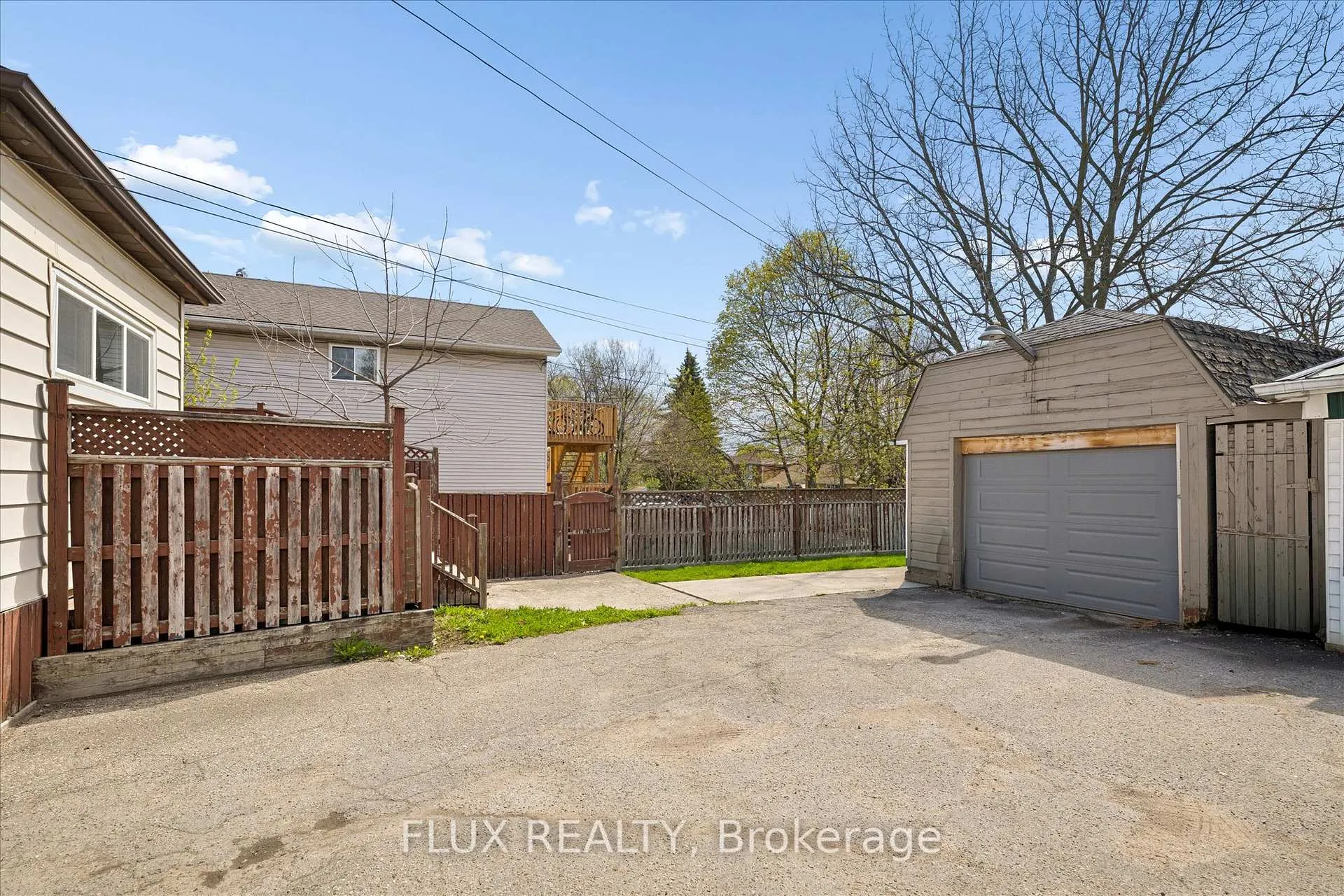 Photo 26 of 367 Victoria Street S, Kitchener, Cherry Hill — HOMEH