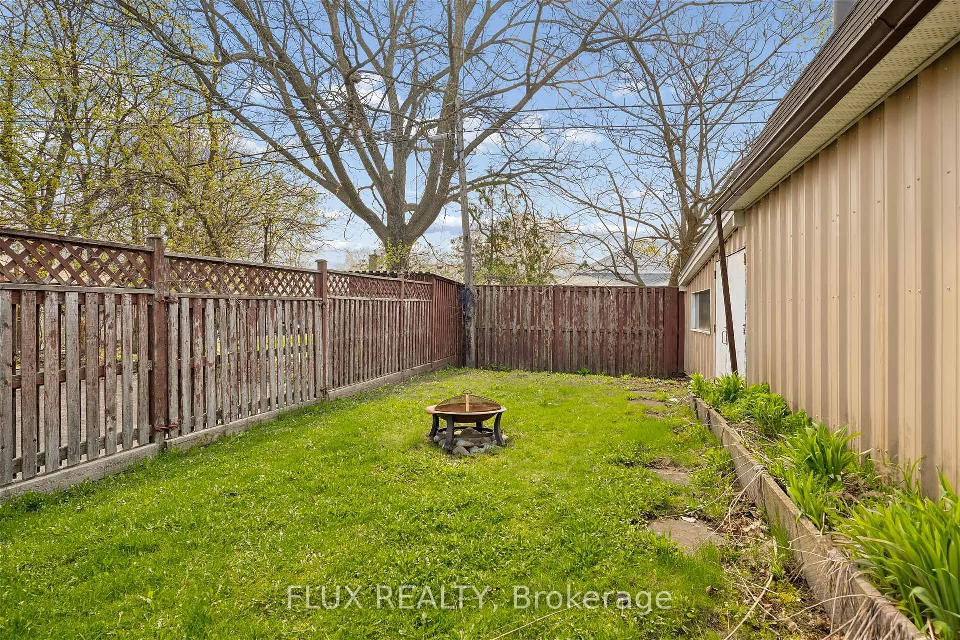 Photo 31 of 367 Victoria Street S, Kitchener, Cherry Hill — HOMEH