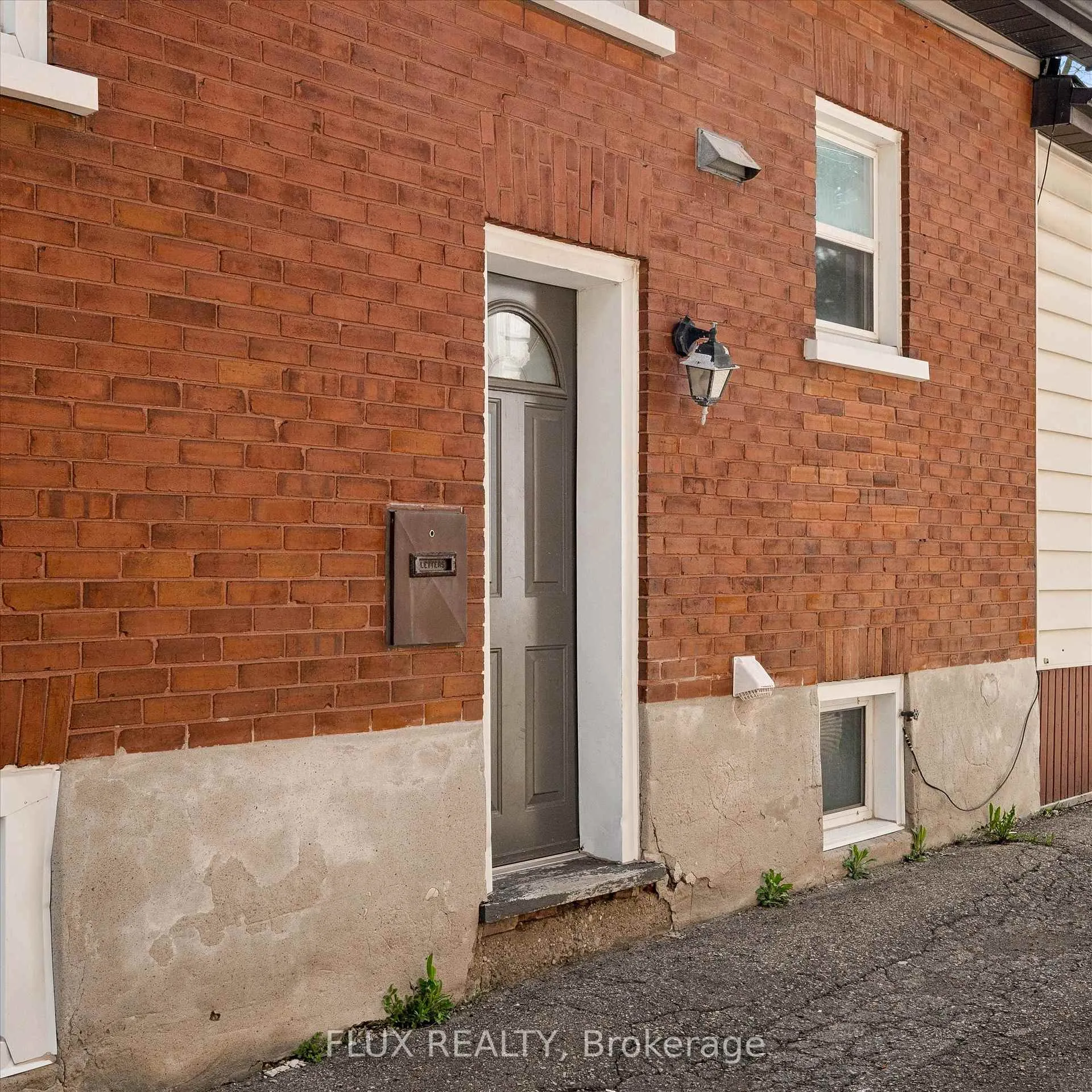 Photo 33 of 367 Victoria Street S, Kitchener, Cherry Hill — HOMEH