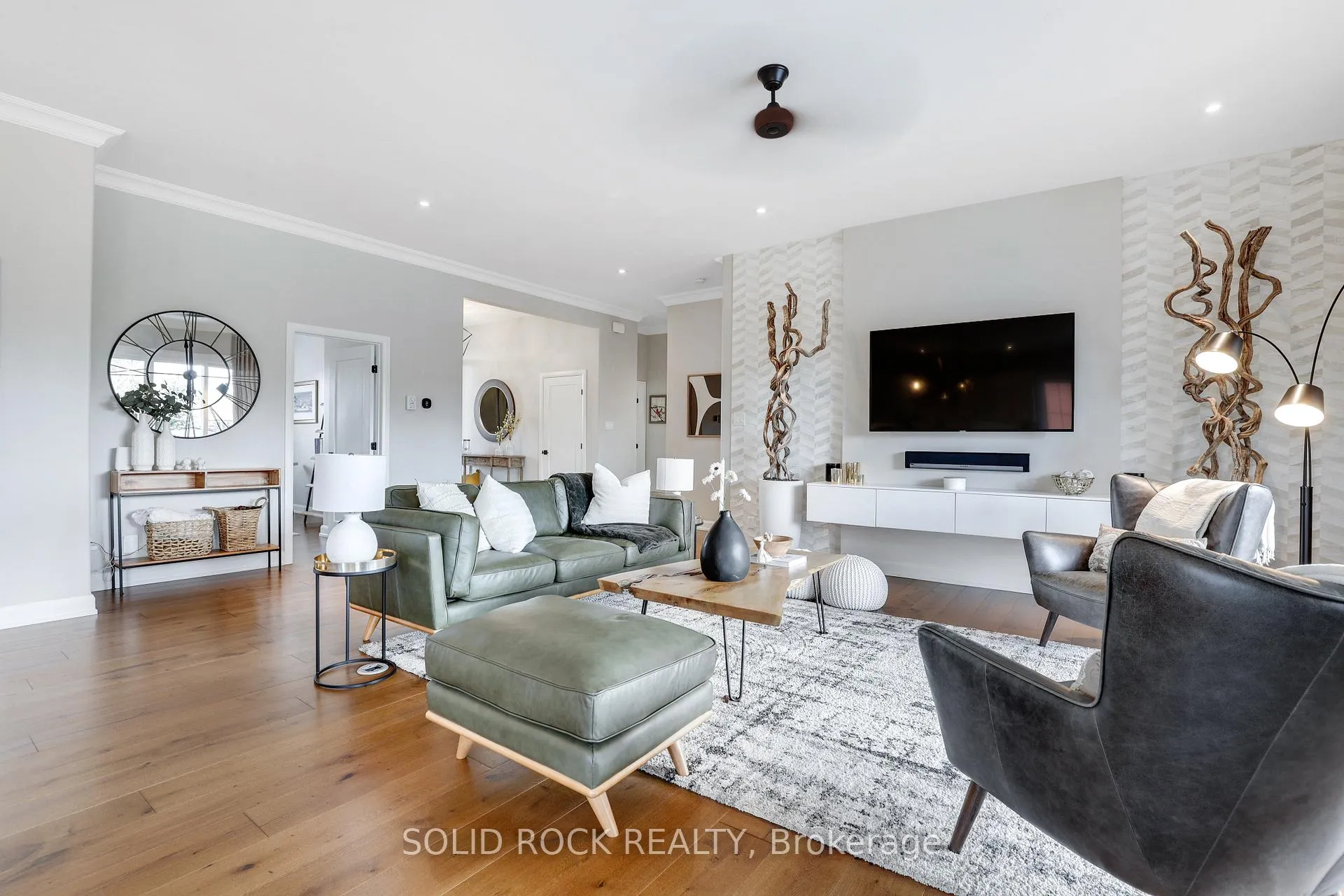 Photo 9 of 6541 Blossom Trail Drive, Ottawa, Greely — HOMEH