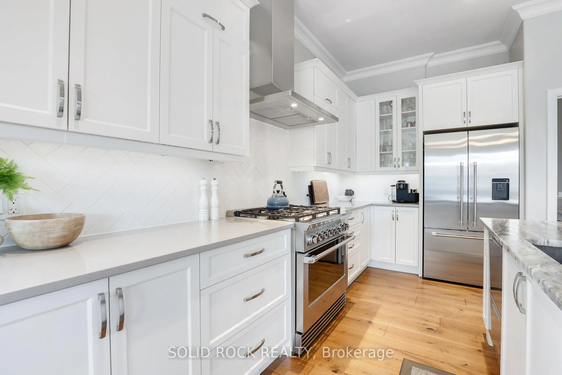 Photo 14 of 6541 Blossom Trail Drive, Ottawa, Greely — HOMEH