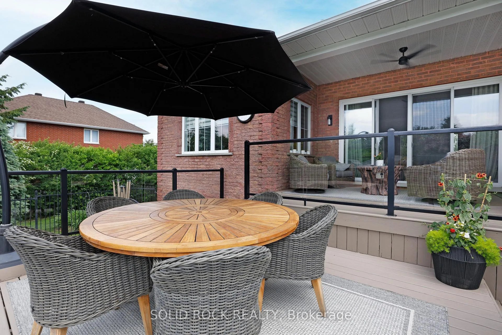 Photo 38 of 6541 Blossom Trail Drive, Ottawa, Greely — HOMEH