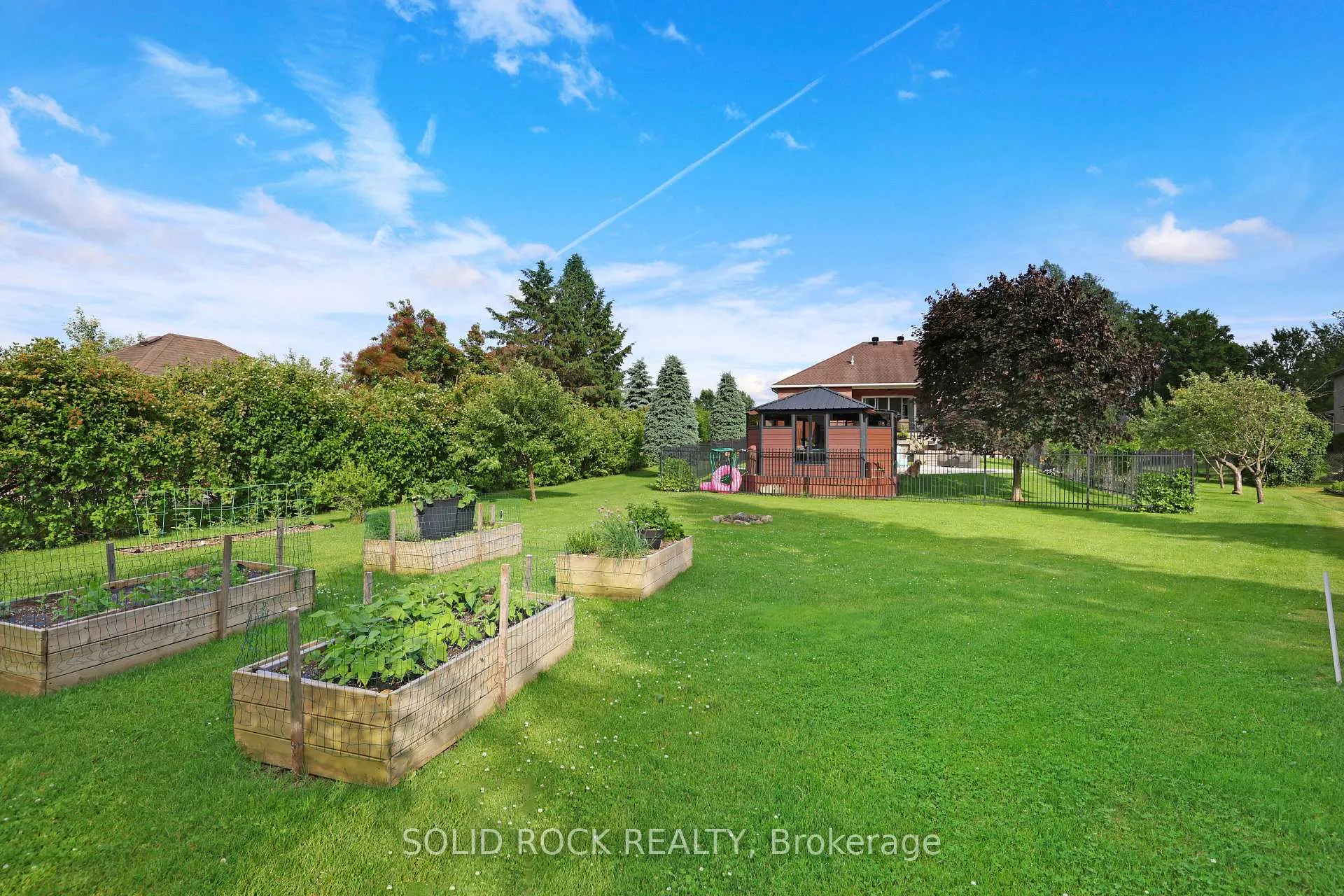 Photo 44 of 6541 Blossom Trail Drive, Ottawa, Greely — HOMEH