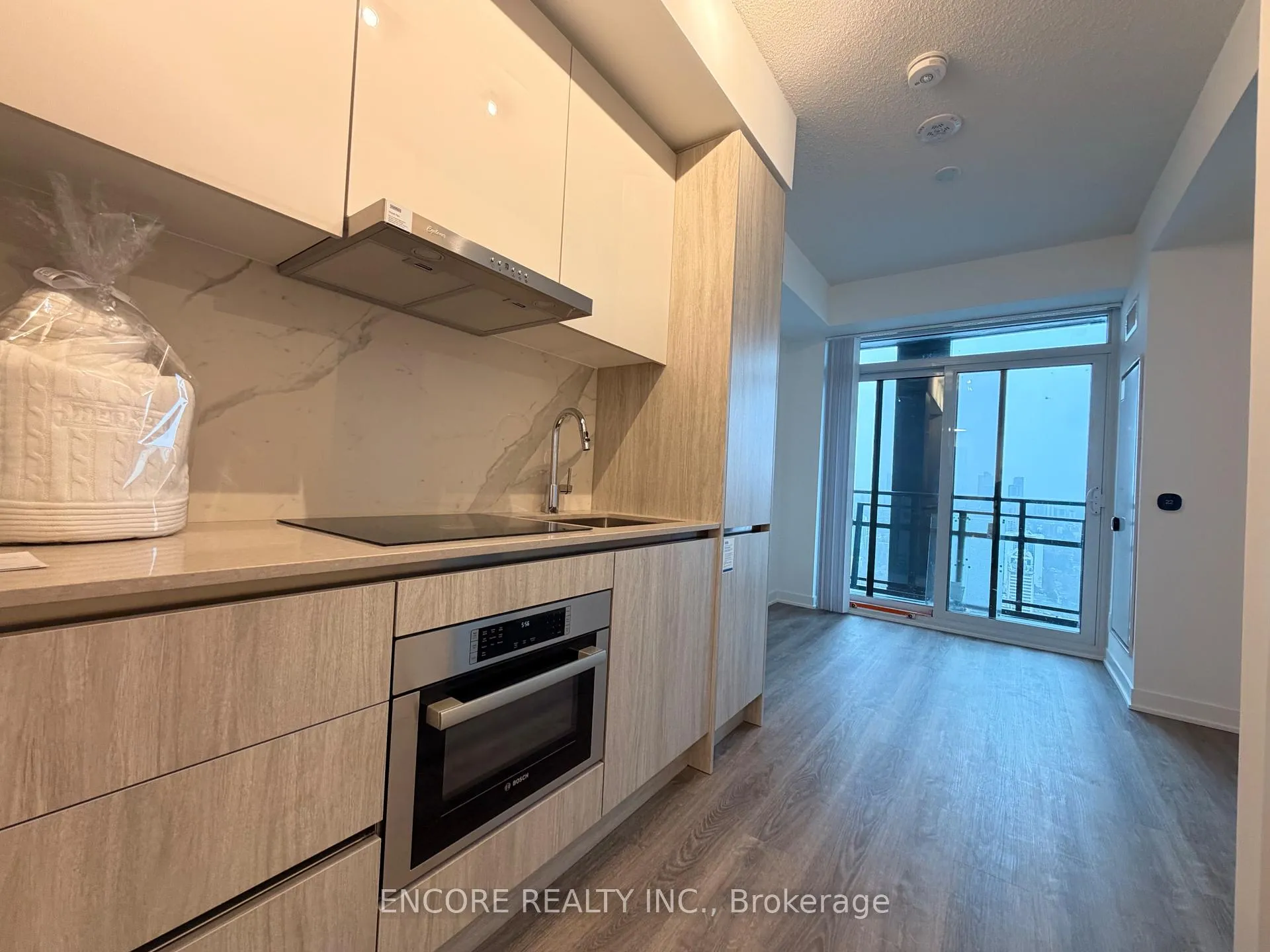 Photo 2 of Unit 4002, 180 Front Street E, Toronto, Moss Park — HOMEH