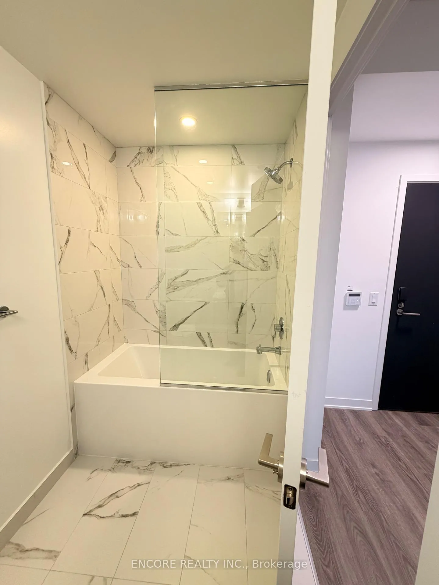 Photo 8 of Unit 4002, 180 Front Street E, Toronto, Moss Park — HOMEH