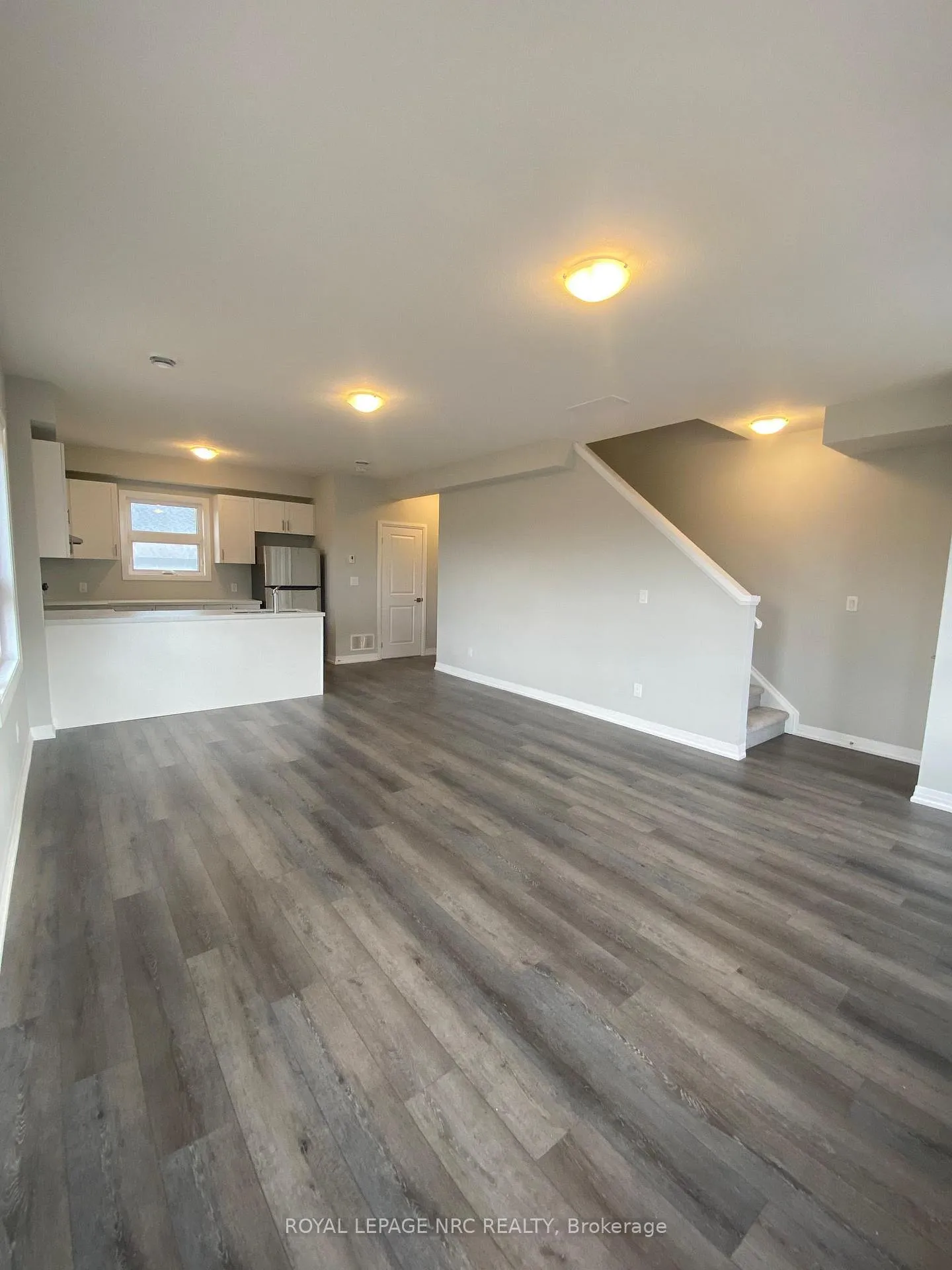Photo 8 of Unit 28, 6705 Cropp Street, Niagara Falls, Morrison — HOMEH