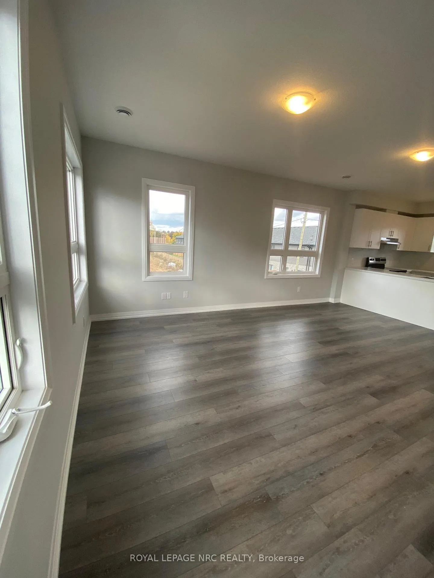 Photo 9 of Unit 28, 6705 Cropp Street, Niagara Falls, Morrison — HOMEH
