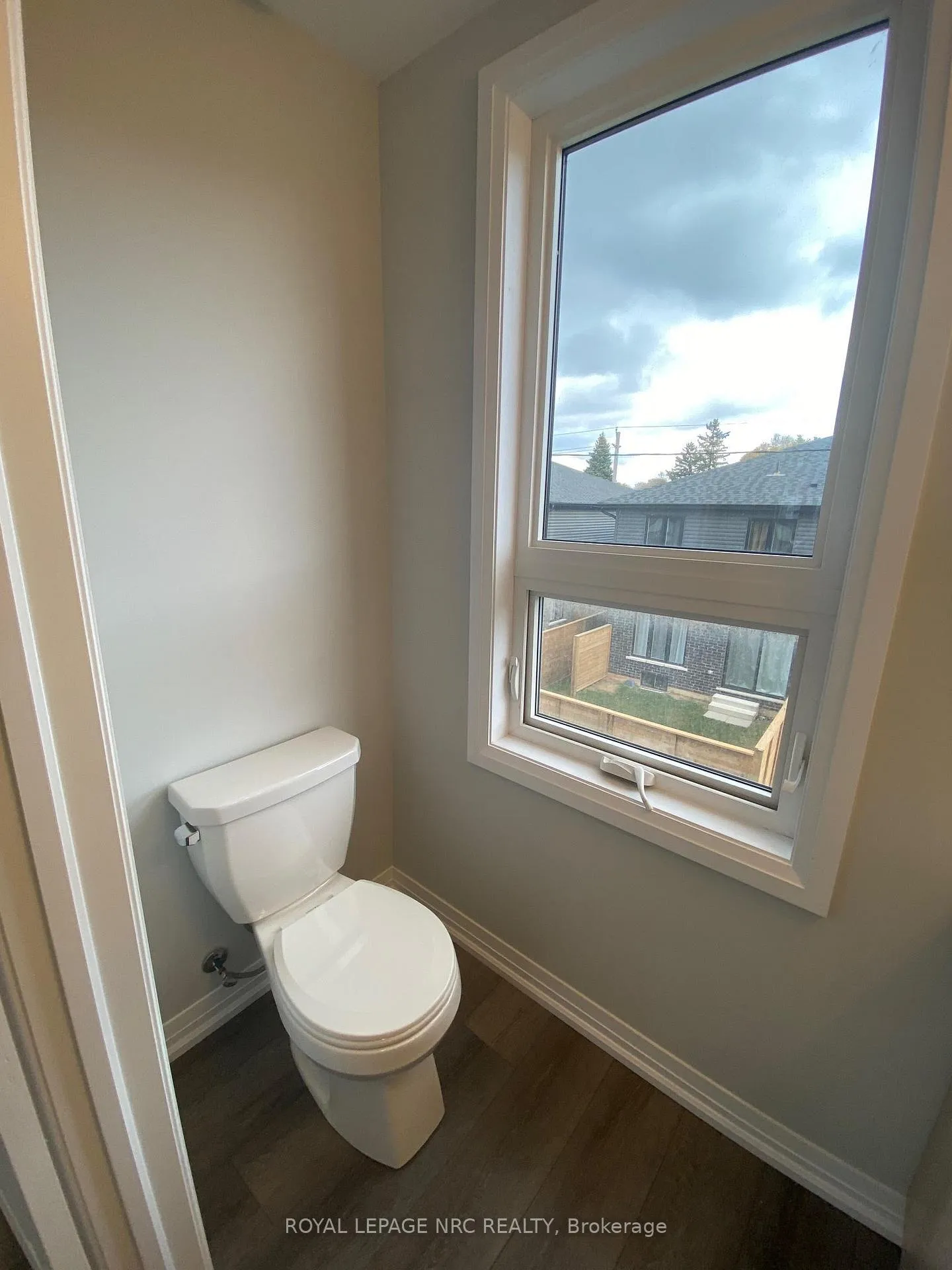 Photo 11 of Unit 28, 6705 Cropp Street, Niagara Falls, Morrison — HOMEH