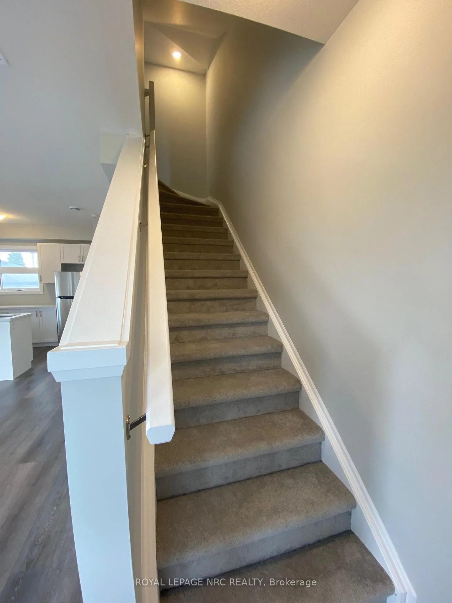 Photo 12 of Unit 28, 6705 Cropp Street, Niagara Falls, Morrison — HOMEH