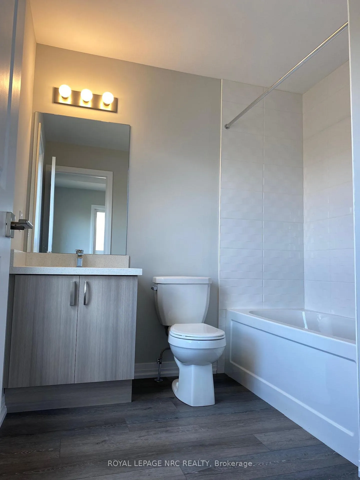 Photo 15 of Unit 28, 6705 Cropp Street, Niagara Falls, Morrison — HOMEH