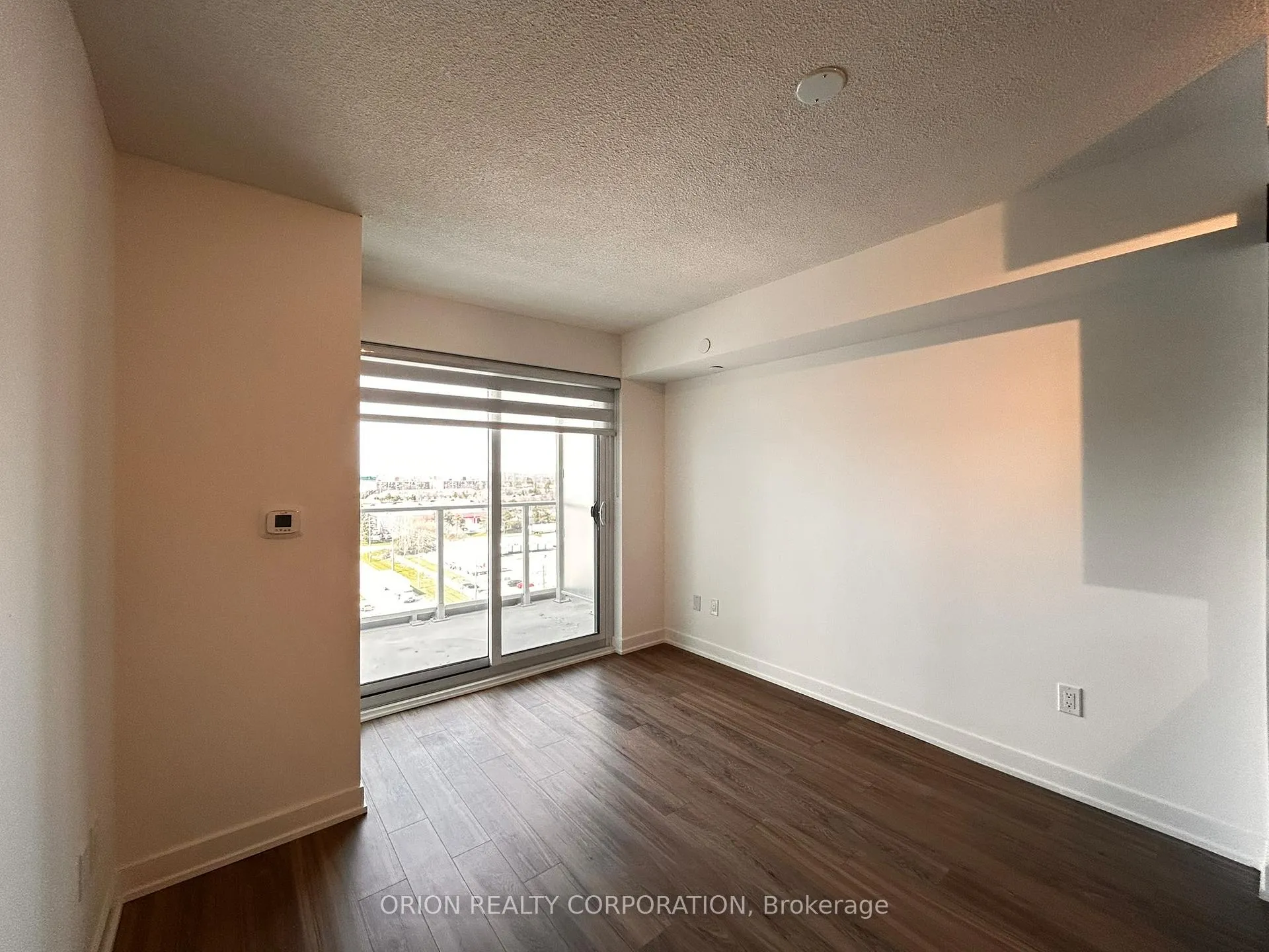 Photo 4 of Unit 912, 1010 Sandy Beach Road, Pickering, Bay Ridges — HOMEH