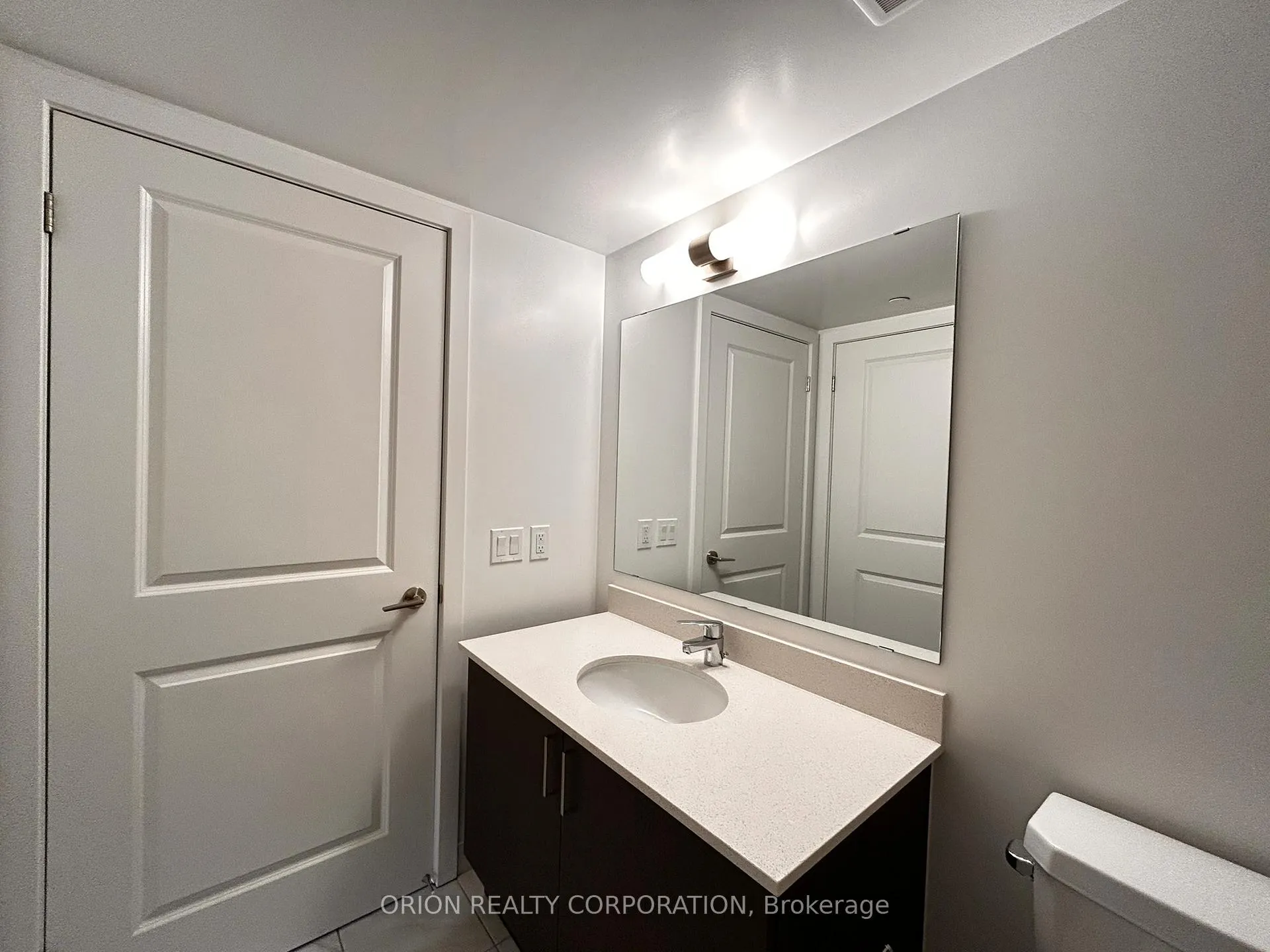 Photo 7 of Unit 912, 1010 Sandy Beach Road, Pickering, Bay Ridges — HOMEH