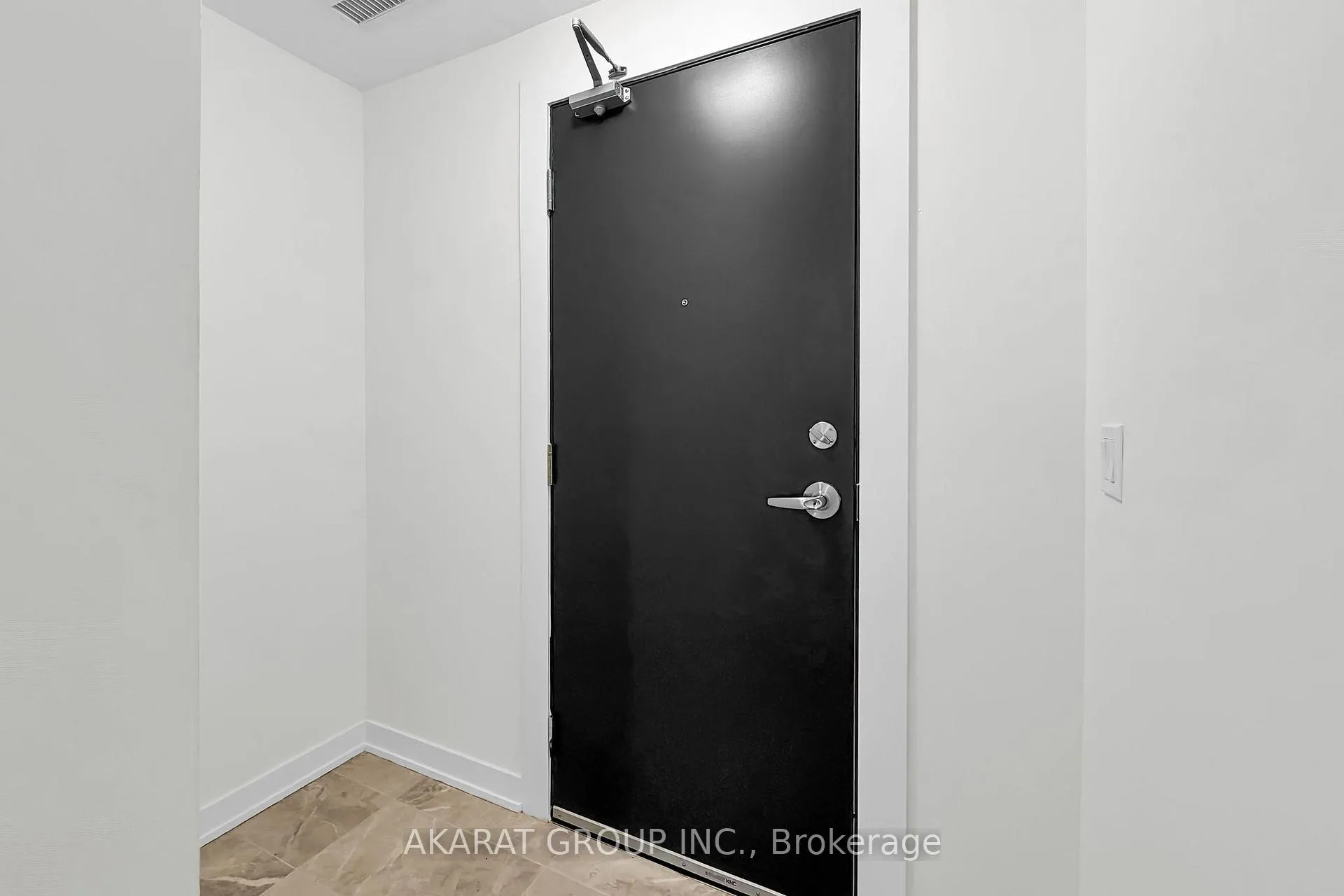 Photo 2 of Unit 13, 498 Plains Road E, Burlington, LaSalle — HOMEH