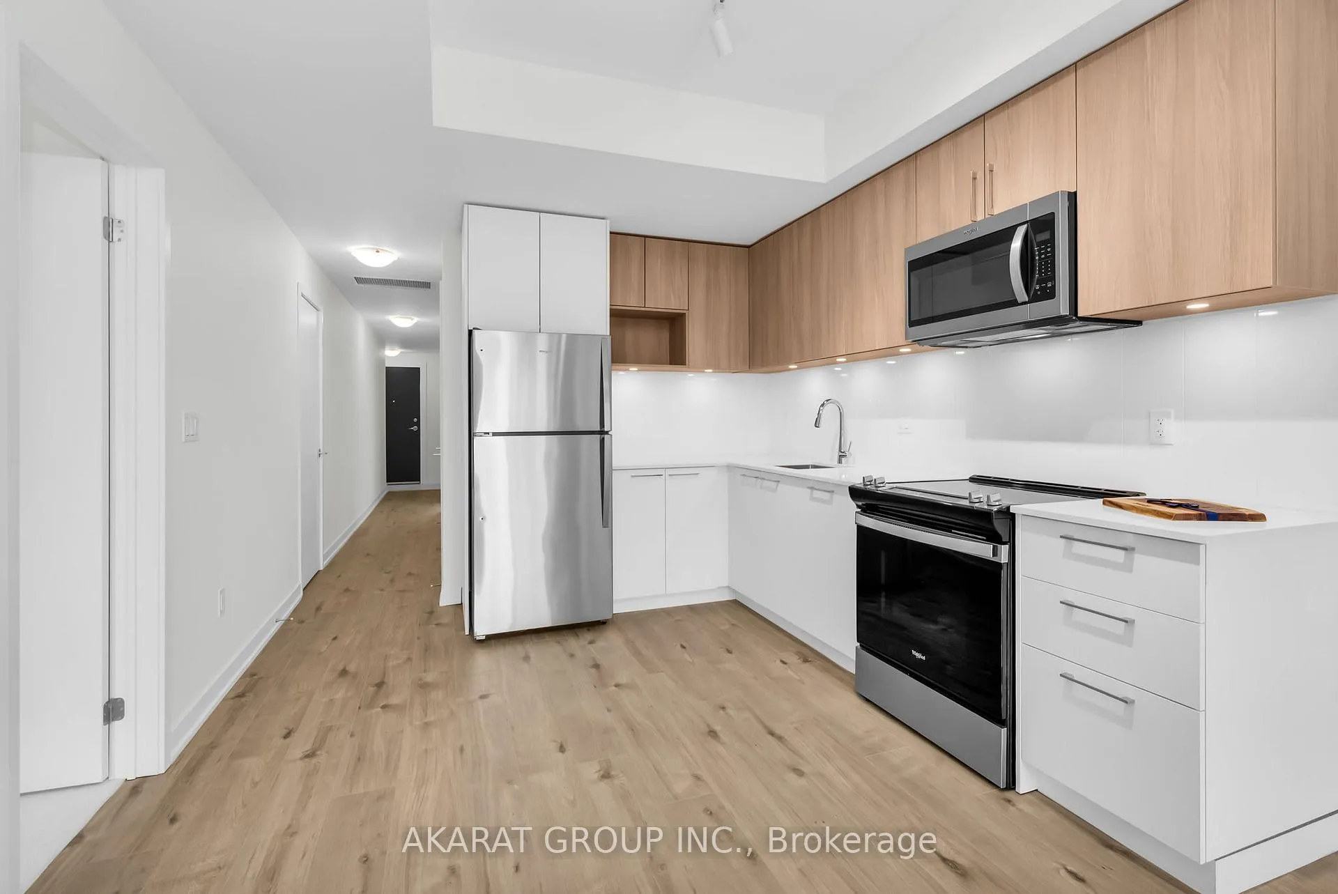 Photo 5 of Unit 13, 498 Plains Road E, Burlington, LaSalle — HOMEH
