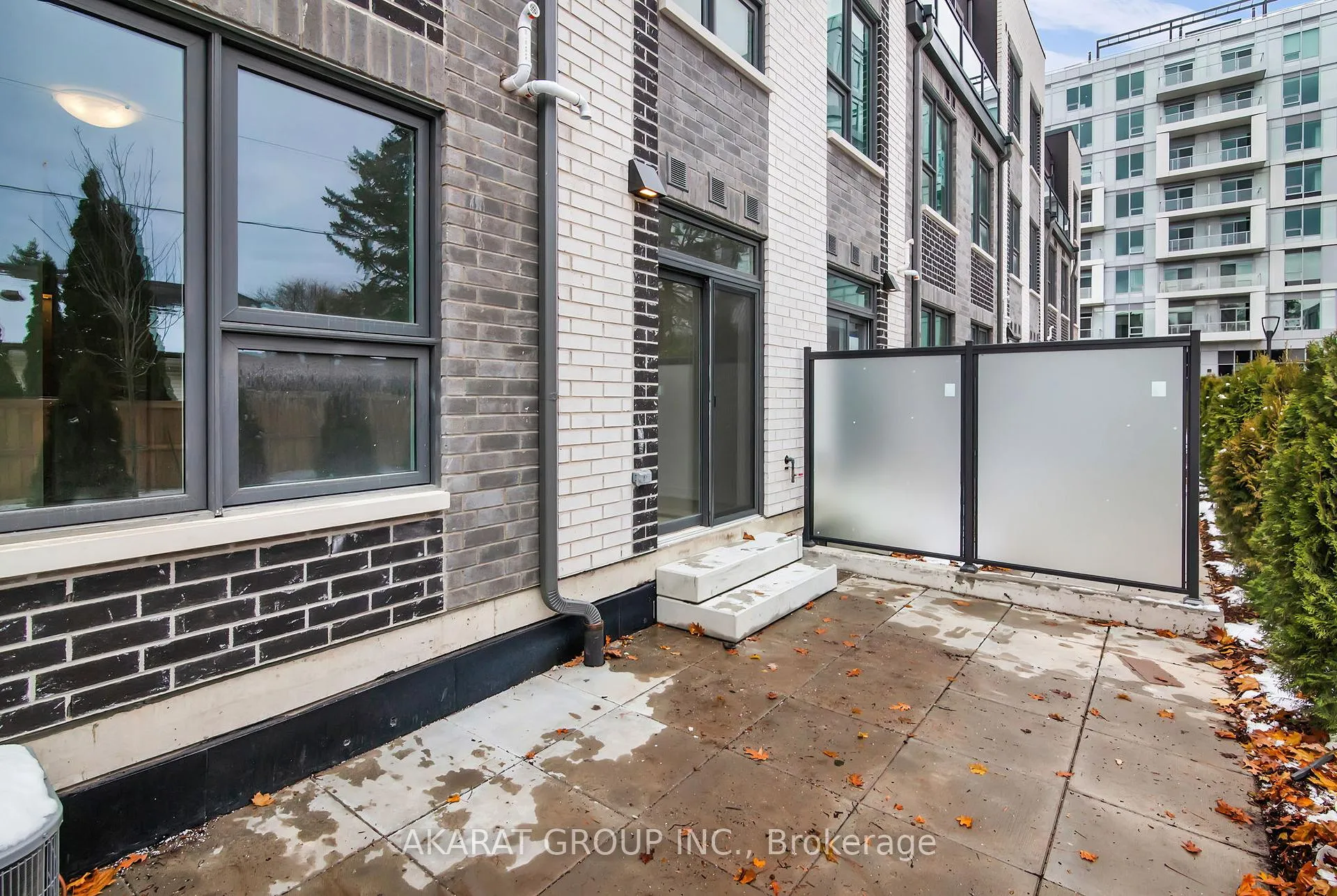 Photo 19 of Unit 13, 498 Plains Road E, Burlington, LaSalle — HOMEH