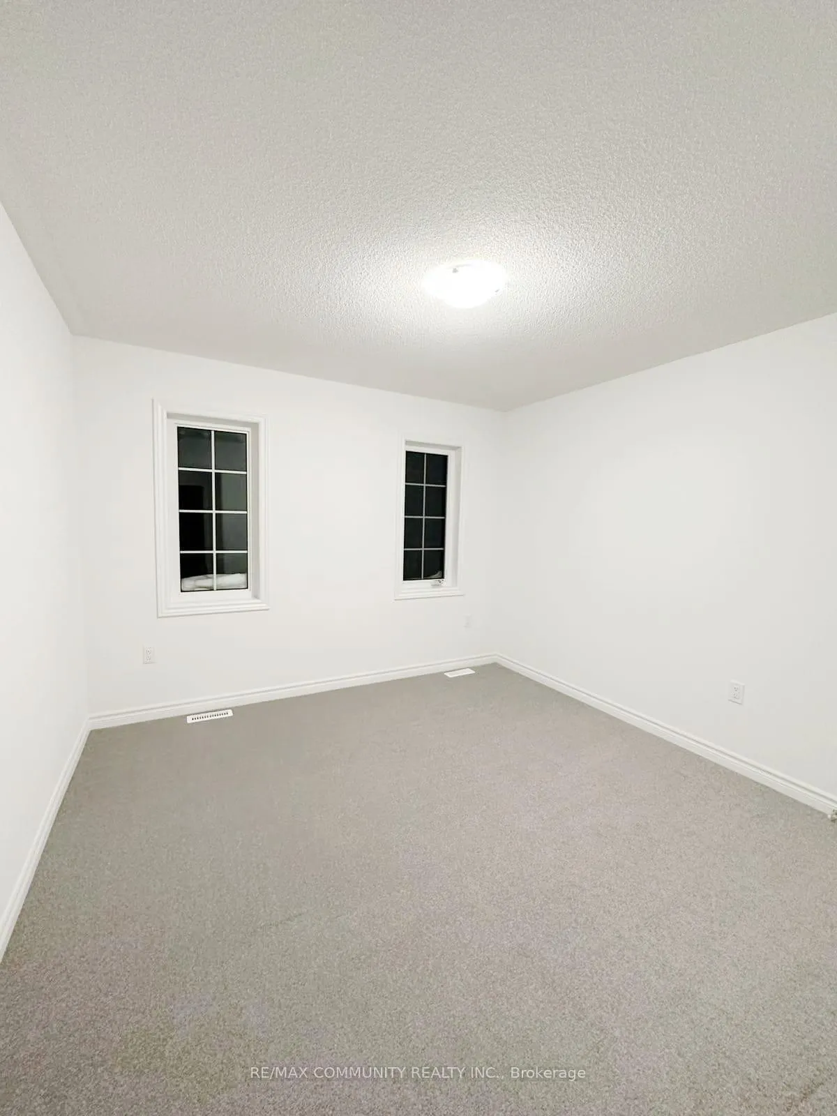 Photo 7 of 100 Stocks Avenue, Southgate — HOMEH