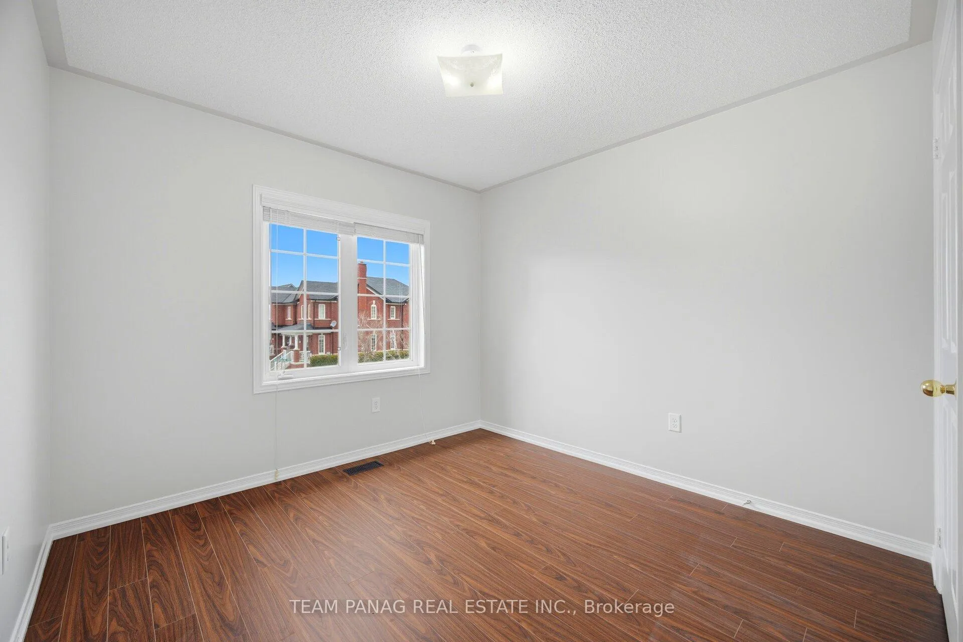 Photo 25 of 87 Sleightholme Crescent, Brampton, Bram East — HOMEH
