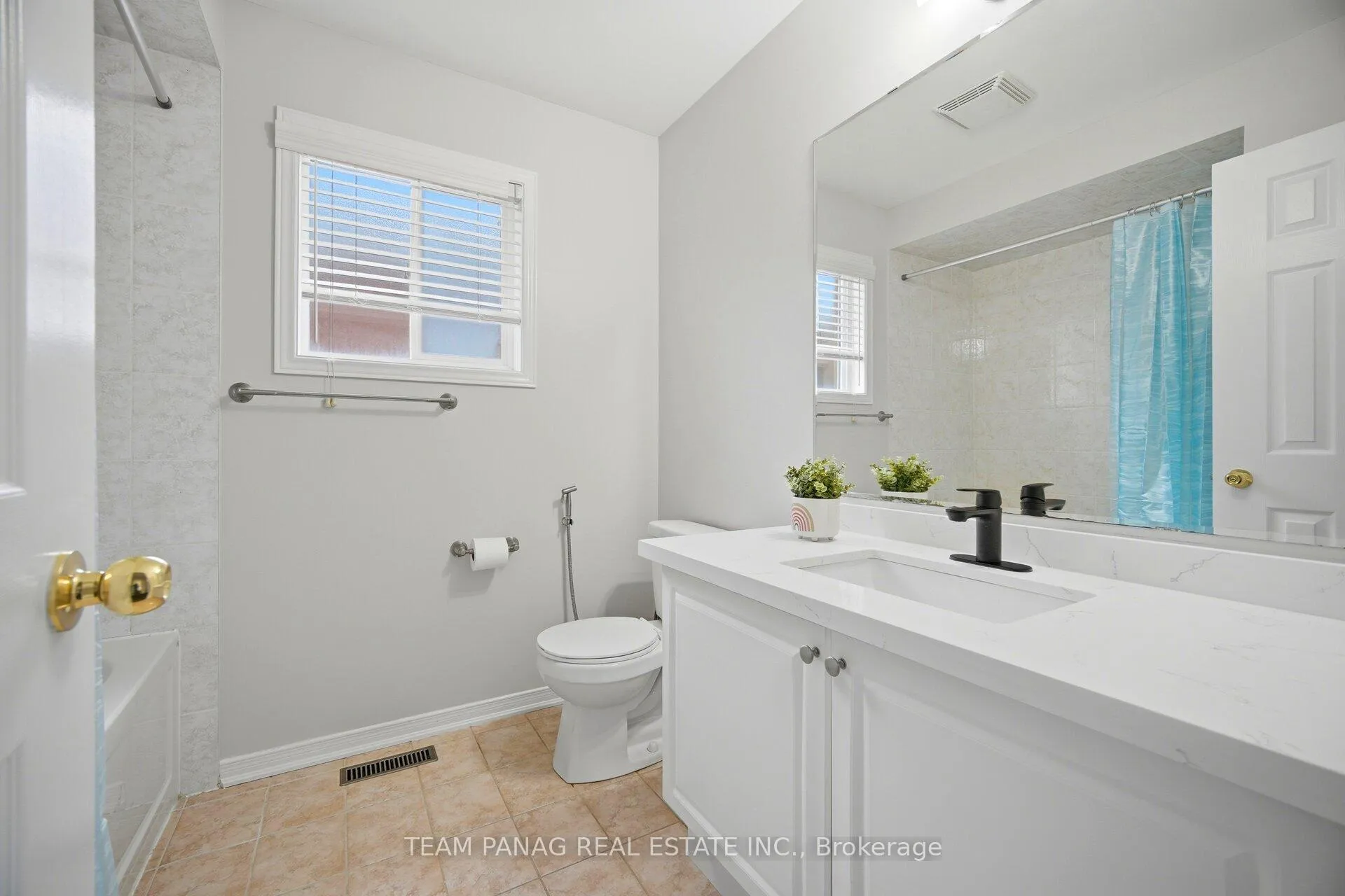 Photo 27 of 87 Sleightholme Crescent, Brampton, Bram East — HOMEH