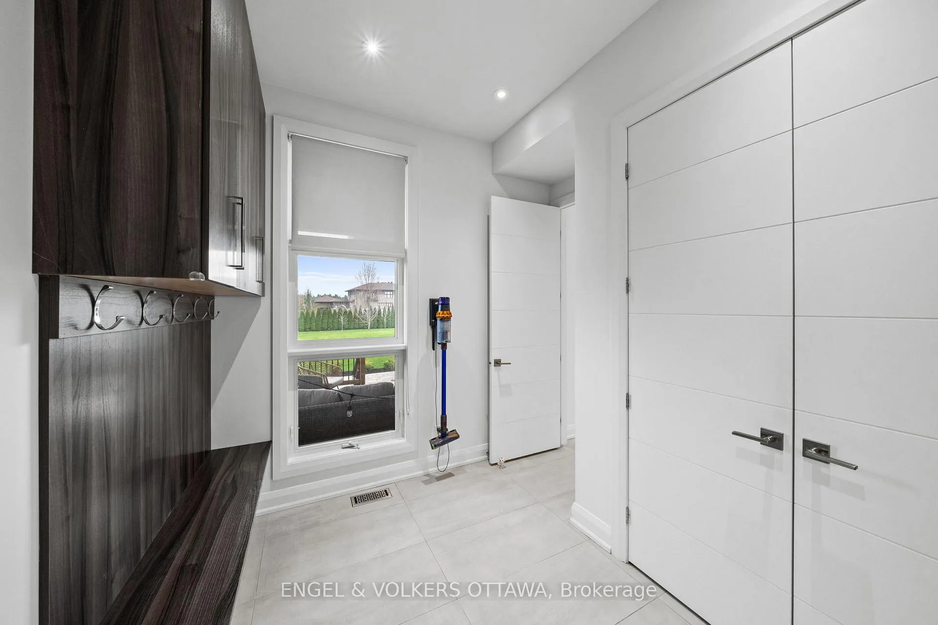 Photo 22 of 132 Dunblane Way, Ottawa, Manotick Village & Manotick Estates — HOMEH