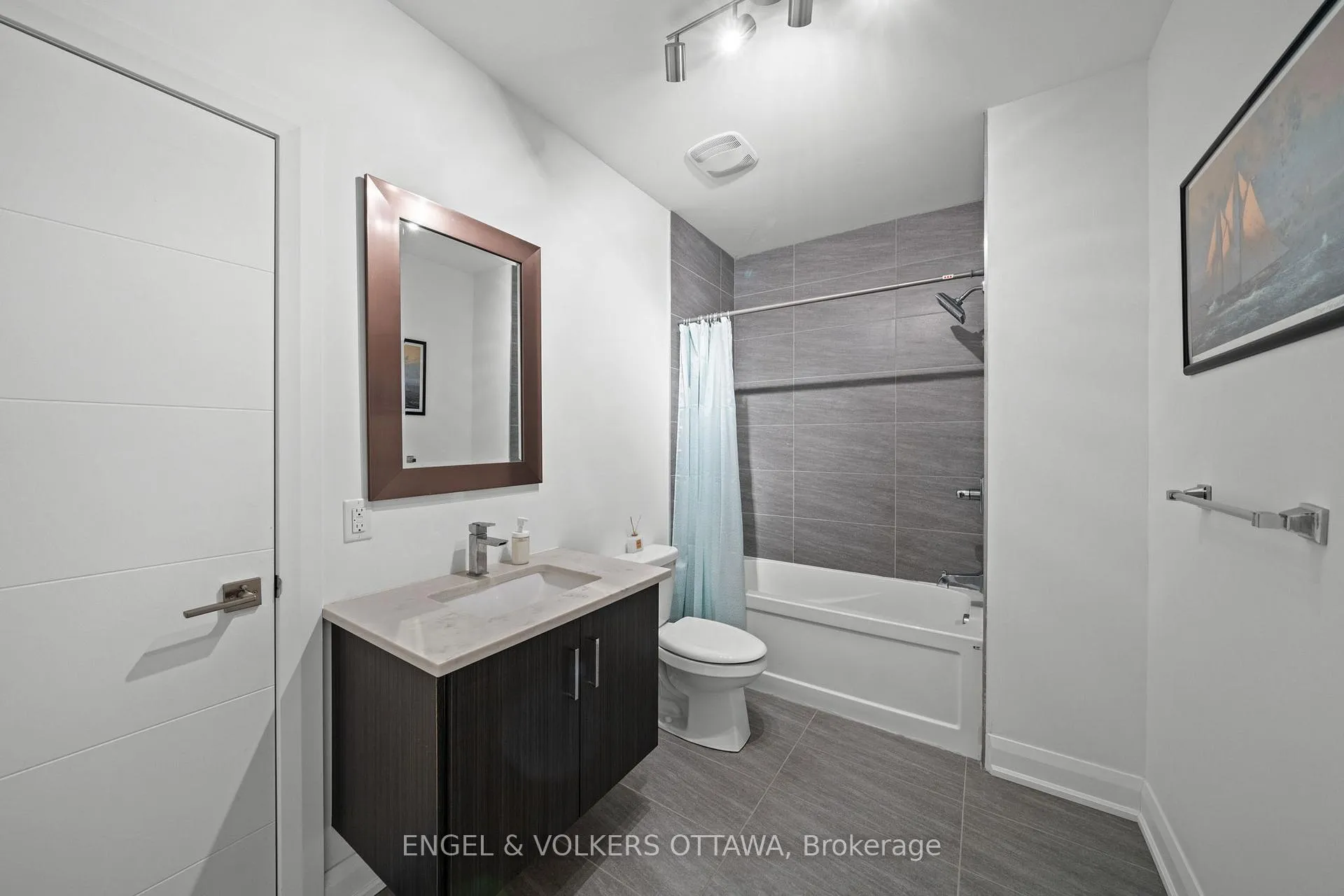 Photo 40 of 132 Dunblane Way, Ottawa, Manotick Village & Manotick Estates — HOMEH