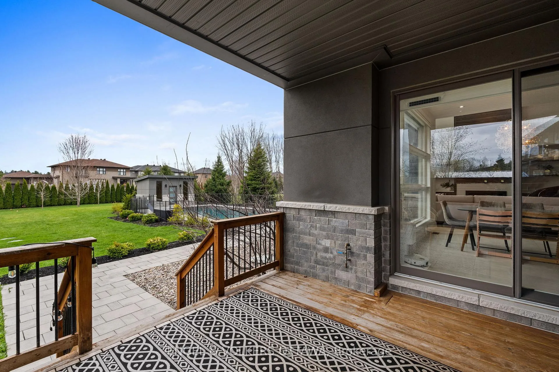 Photo 45 of 132 Dunblane Way, Ottawa, Manotick Village & Manotick Estates — HOMEH
