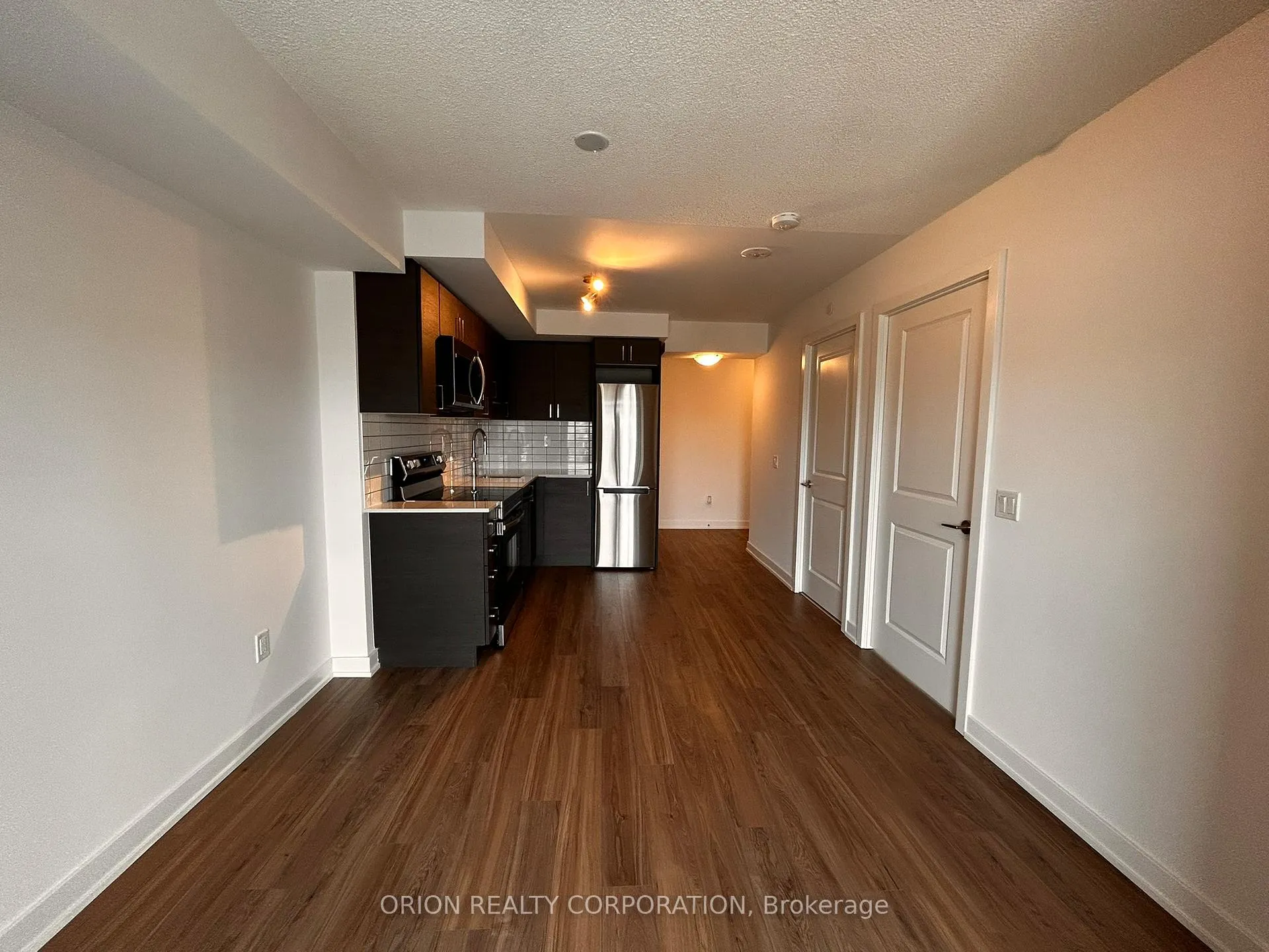Photo 5 of Unit 1012, 1010 Sandy Beach Road, Pickering, Bay Ridges — HOMEH