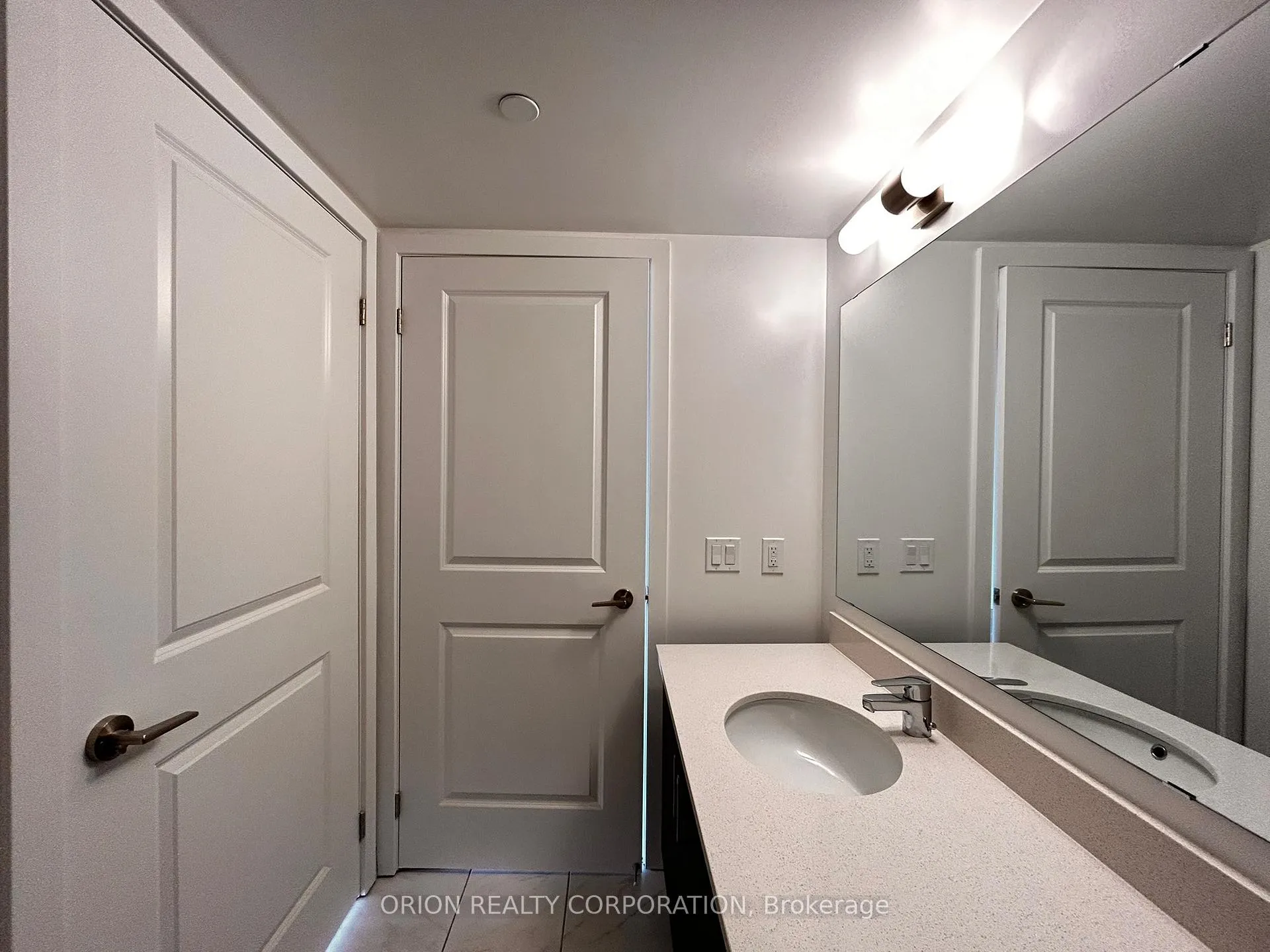 Photo 7 of Unit 1012, 1010 Sandy Beach Road, Pickering, Bay Ridges — HOMEH
