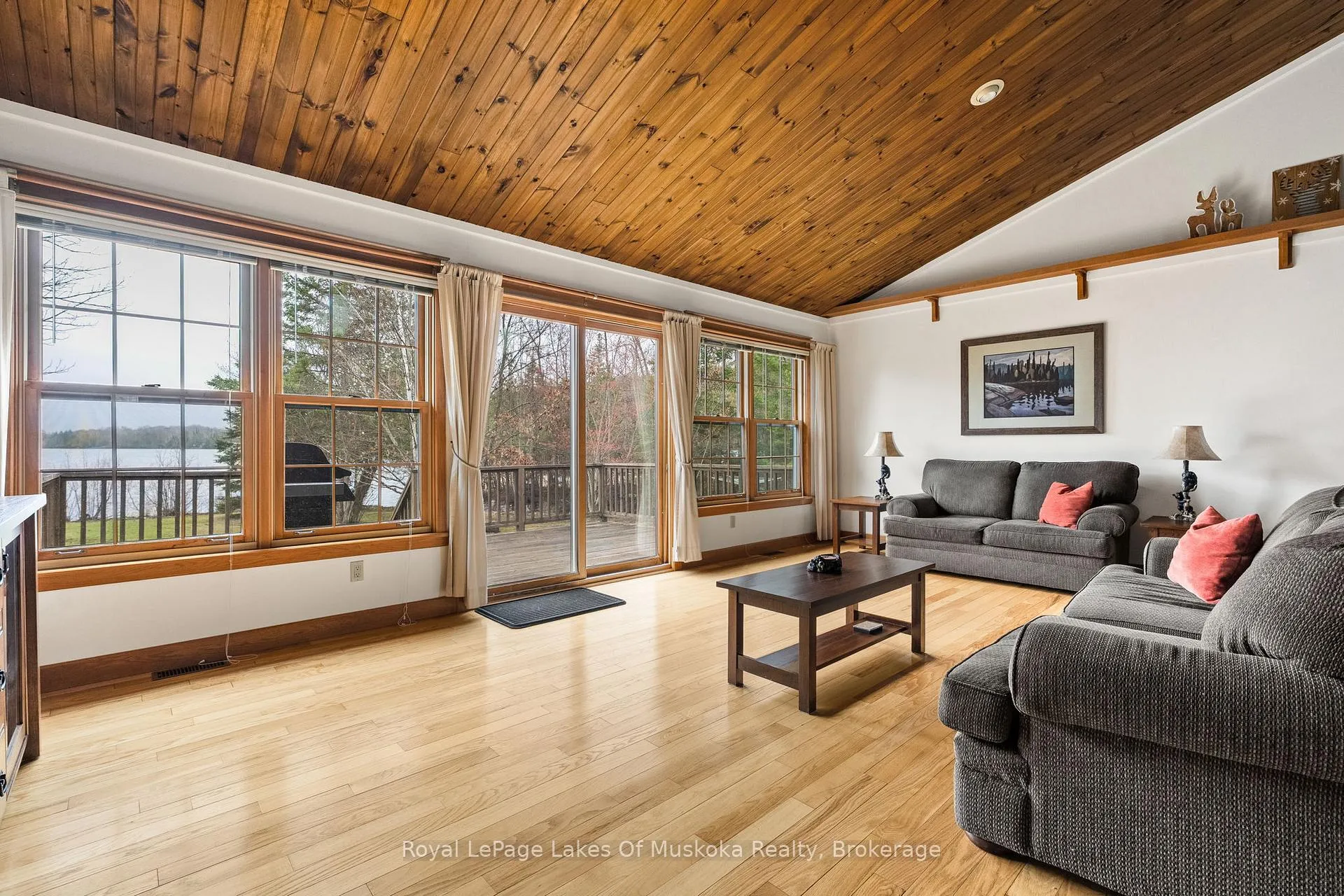 Photo 2 of 3149 520 Highway, Magnetawan — HOMEH
