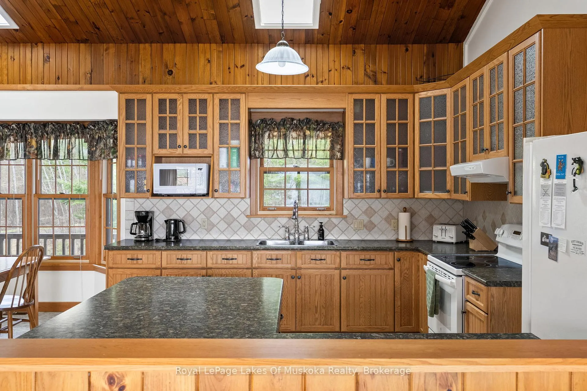 Photo 7 of 3149 520 Highway, Magnetawan — HOMEH