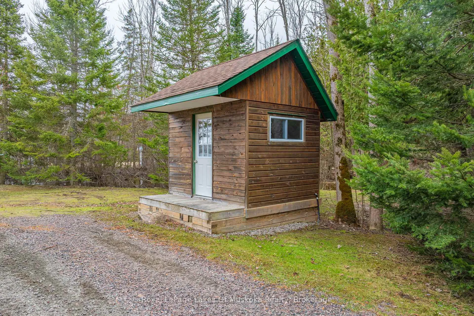 Photo 45 of 3149 520 Highway, Magnetawan — HOMEH