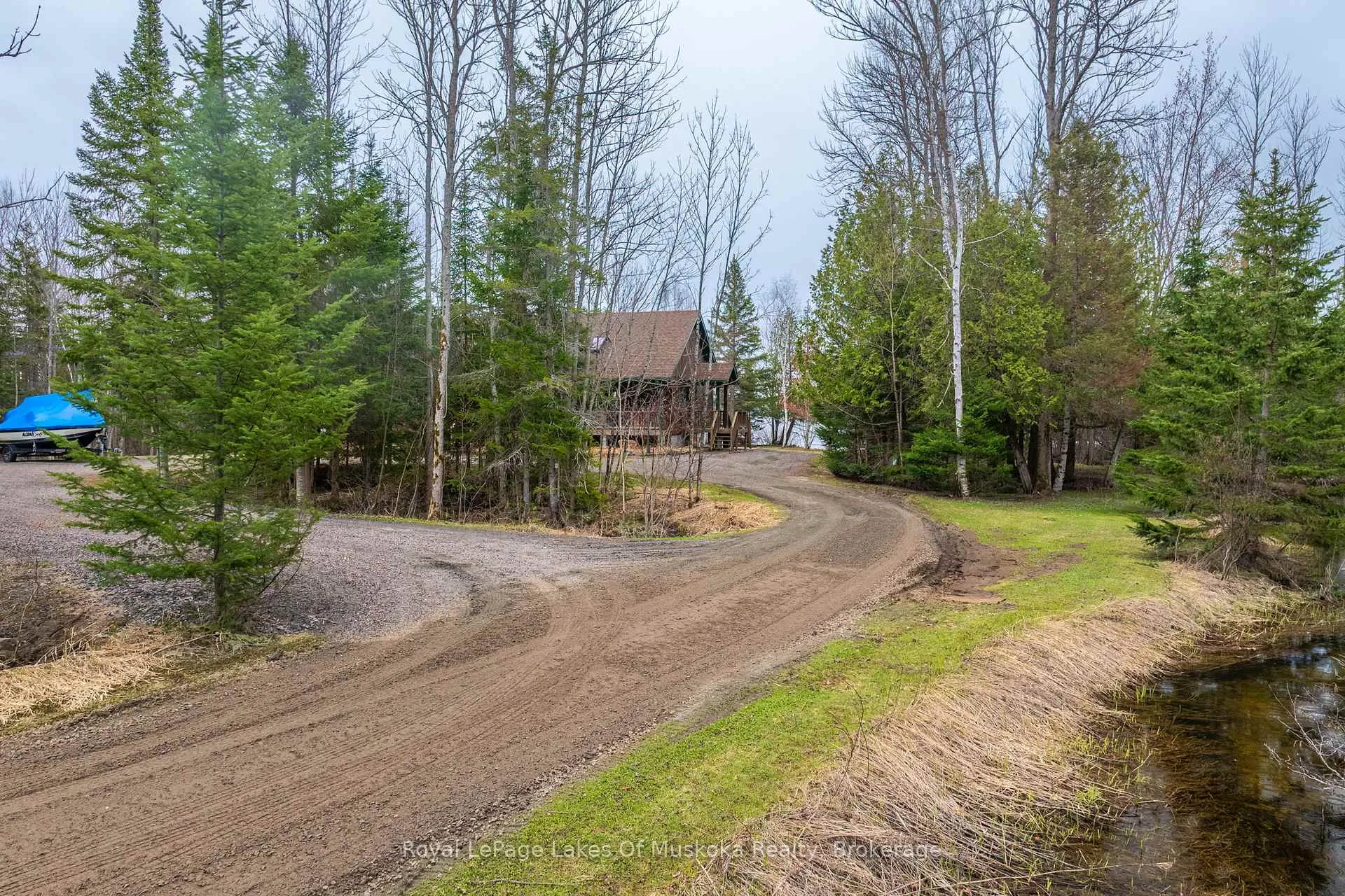Photo 29 of 3149 520 Highway, Magnetawan — HOMEH