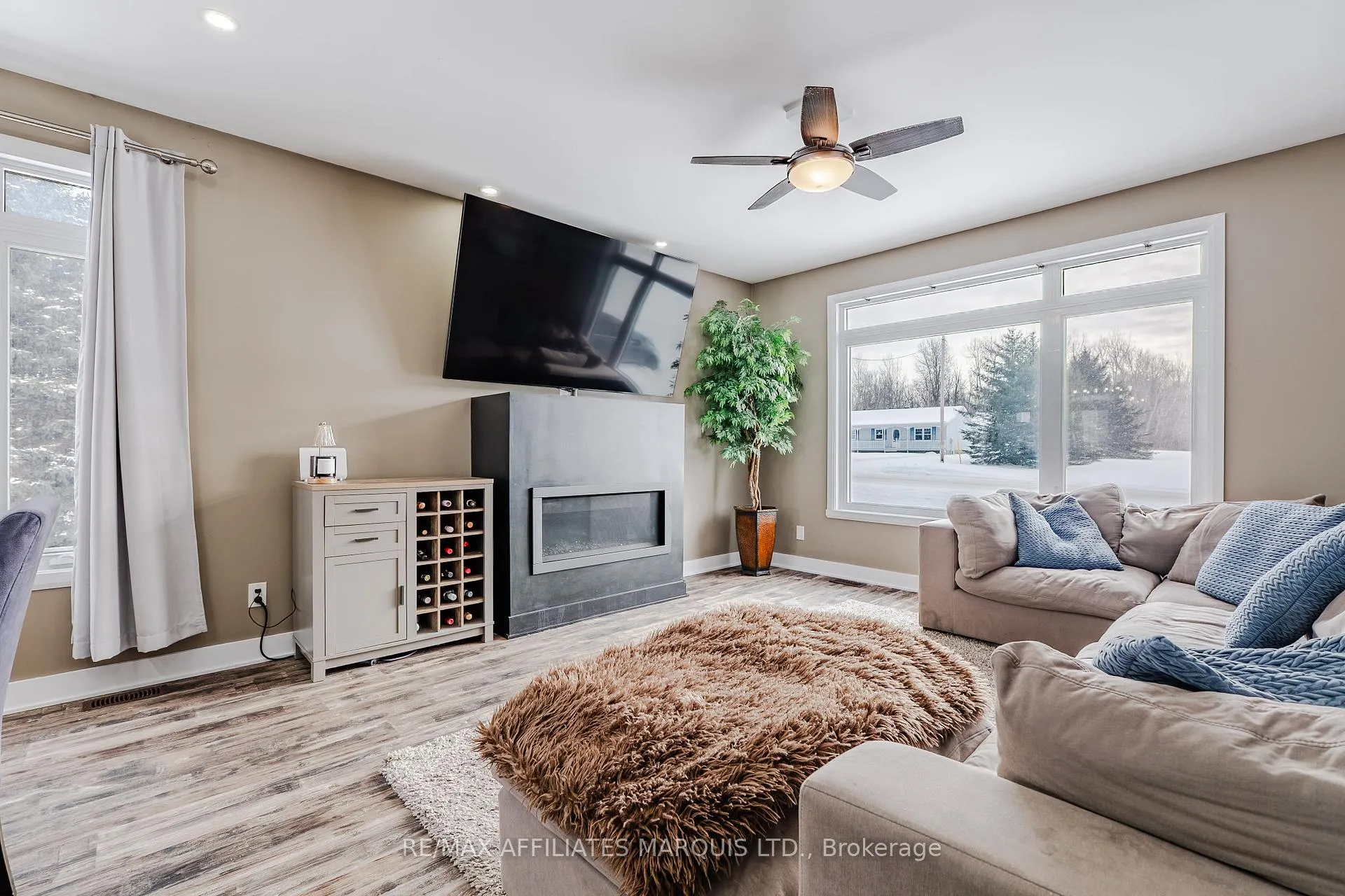 Photo 7 of 16939 Eighth Road, North Stormont, North Stormont (Roxborough) Twp — HOMEH